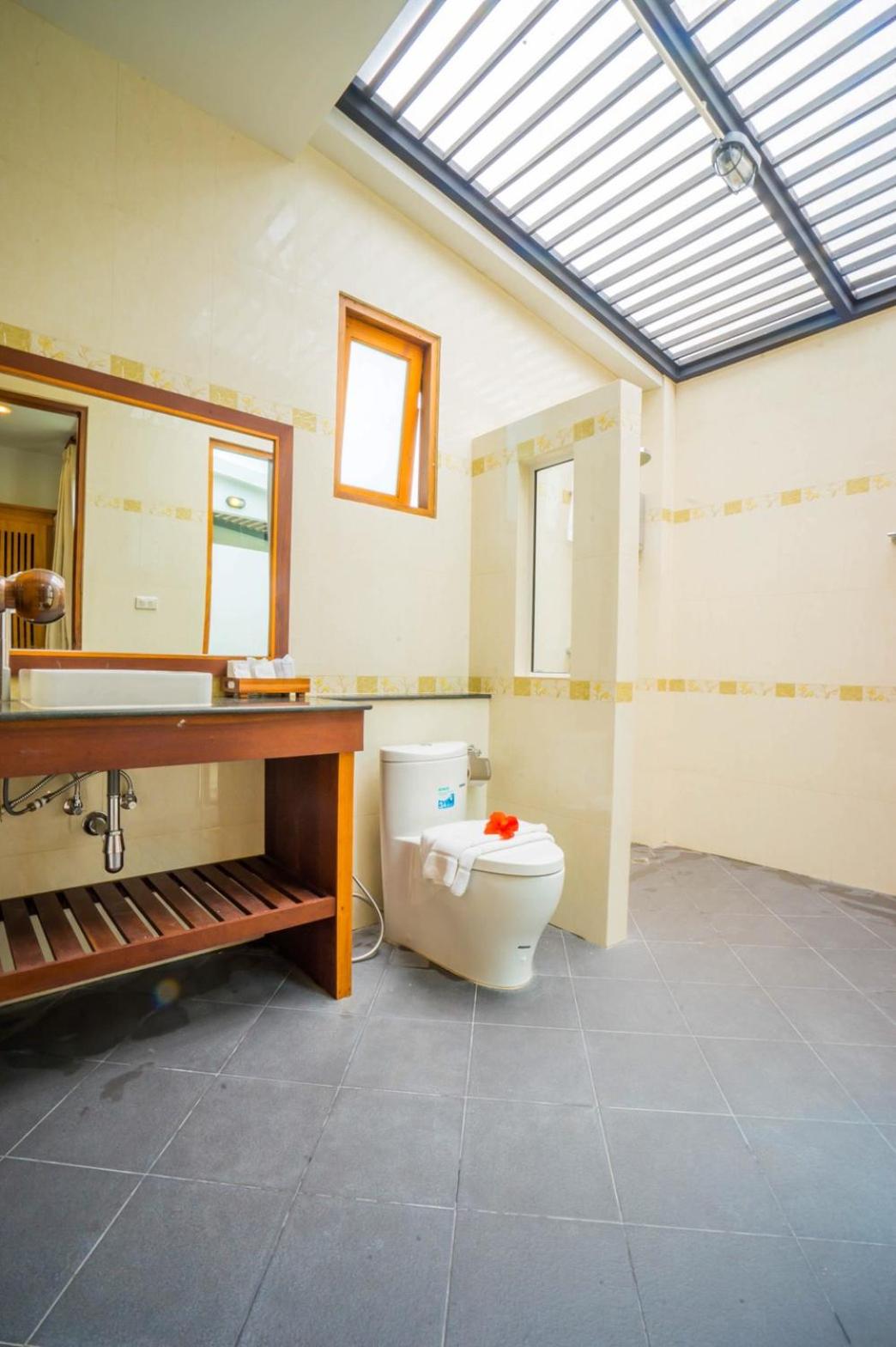 Deluxe Double or Twin Room with Garden View - Photo 8
