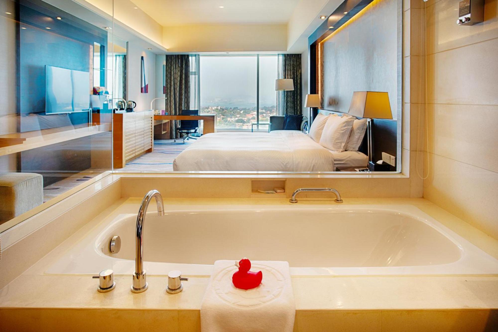 Premium Gulangyu Sea View King Room - Photo 1