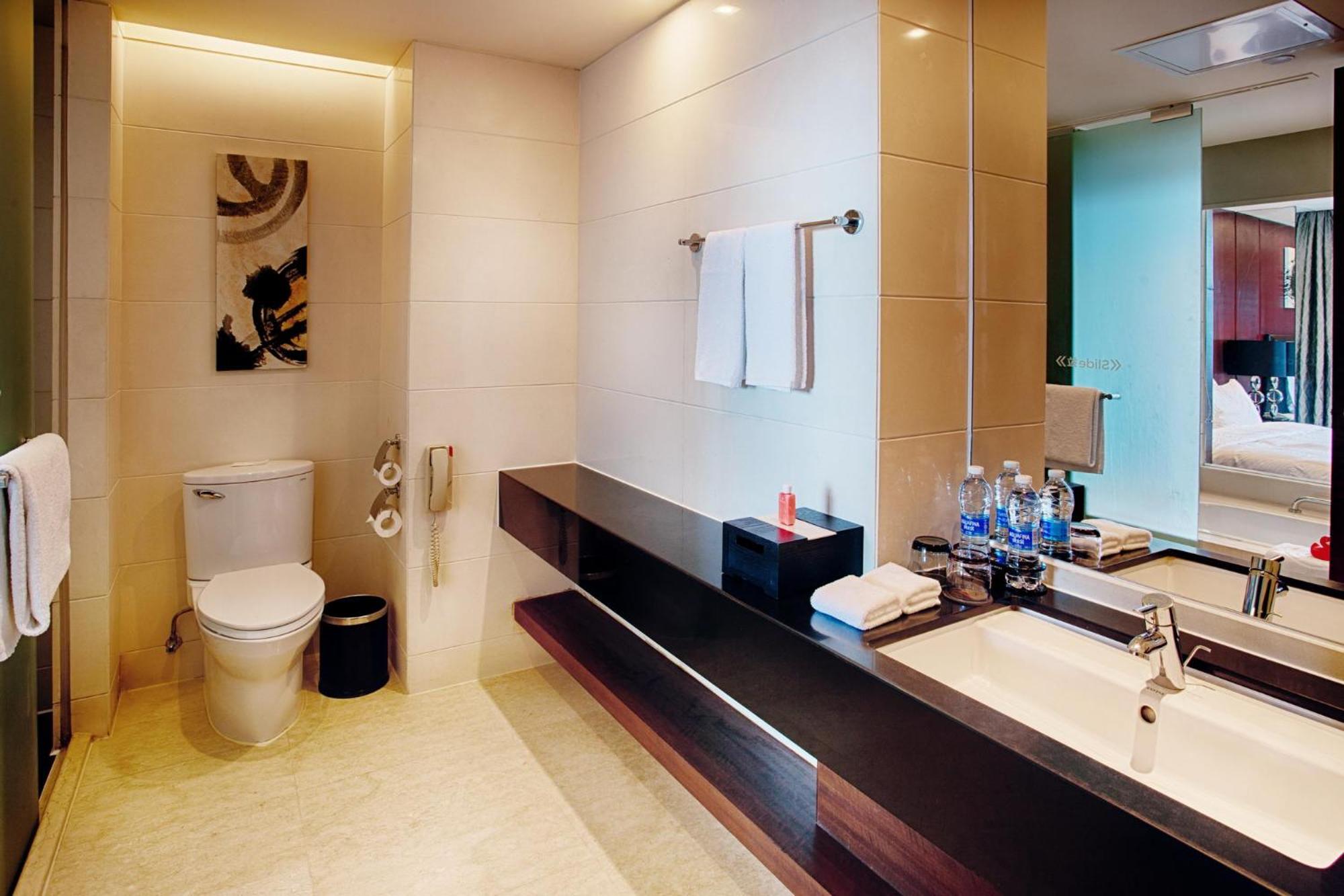 Deluxe Gulangyu Sea View Suite - Photo 4
