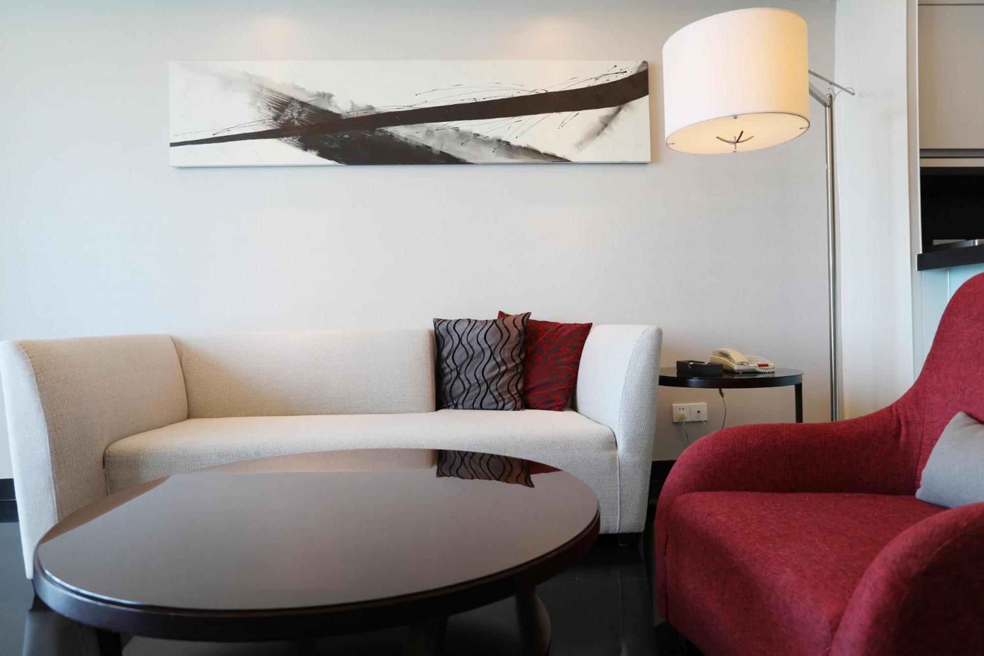 One-Bedroom Apartment with Sea View photo 3