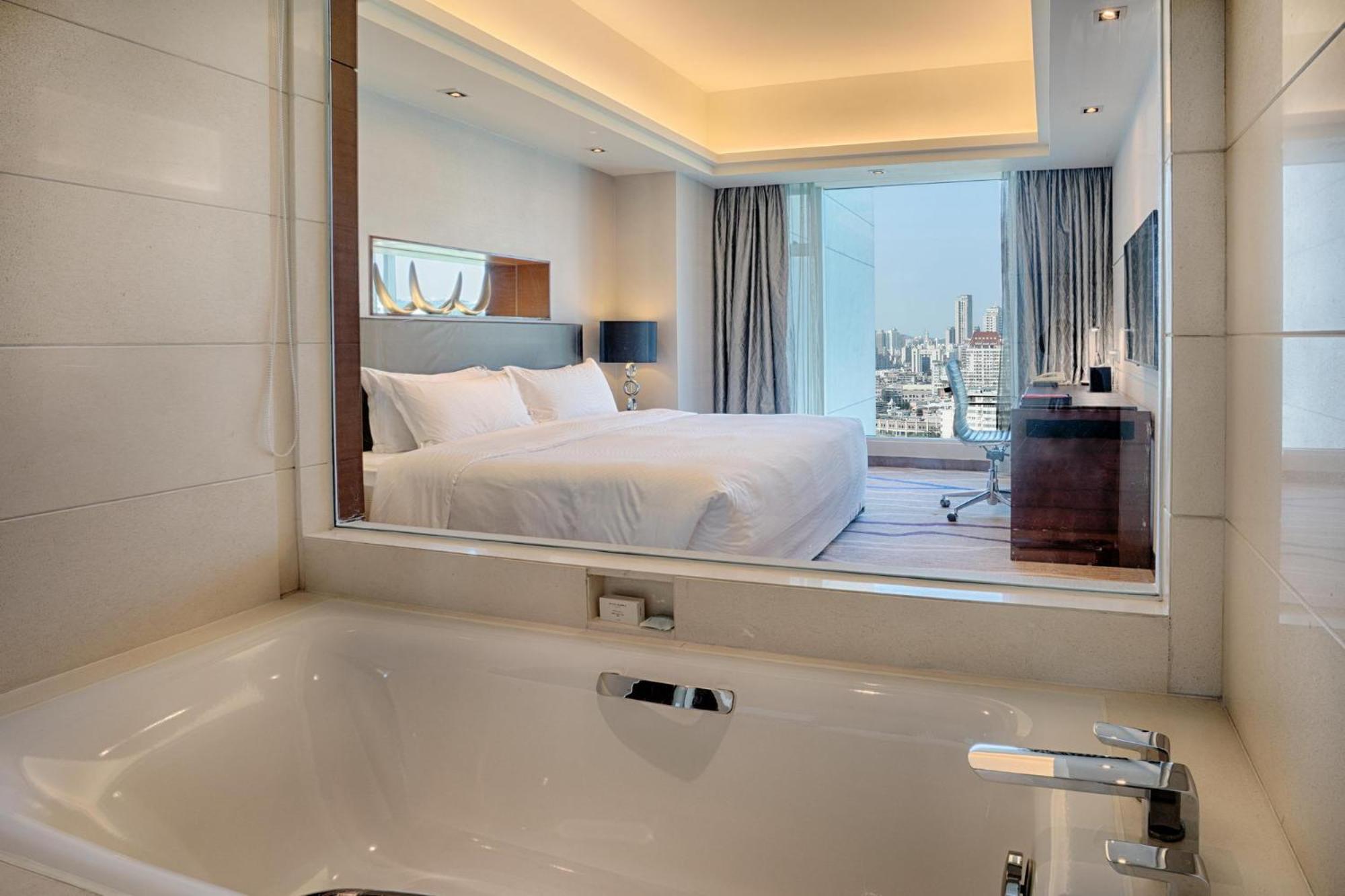 Executive City View Suite（Exclusive access to the Executive Club Lounge） - Photo 1