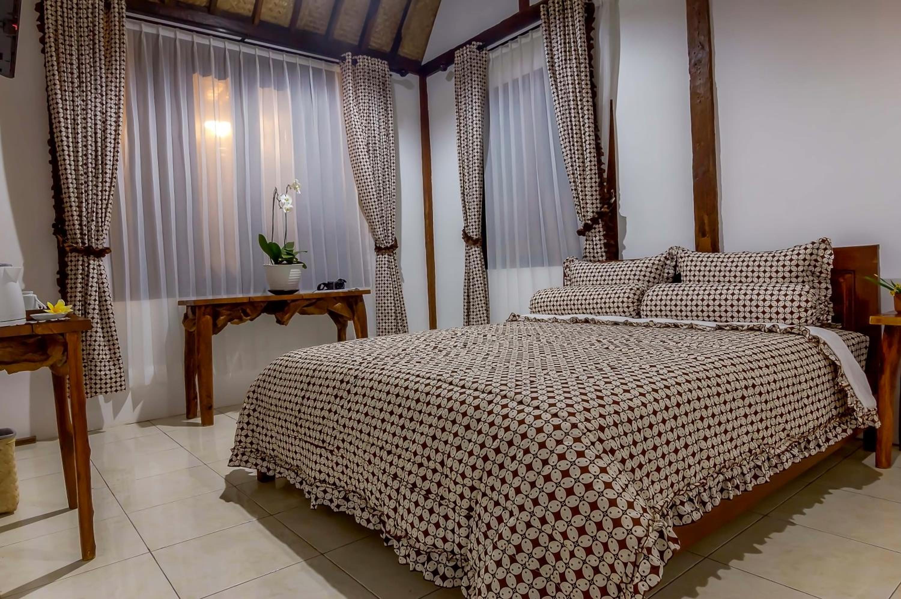 Deluxe Double Room - Photo 15