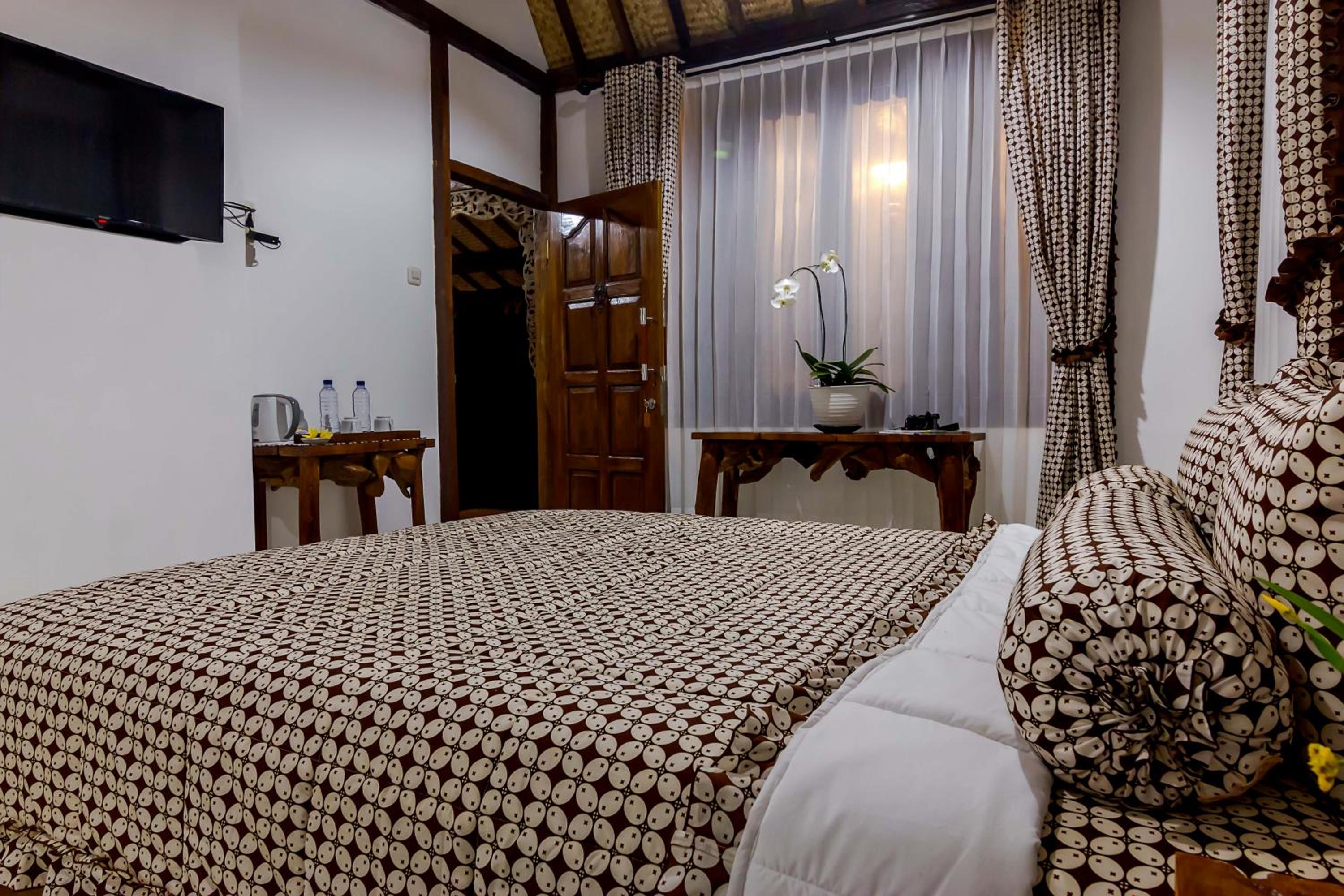 Deluxe Double Room - Photo 4