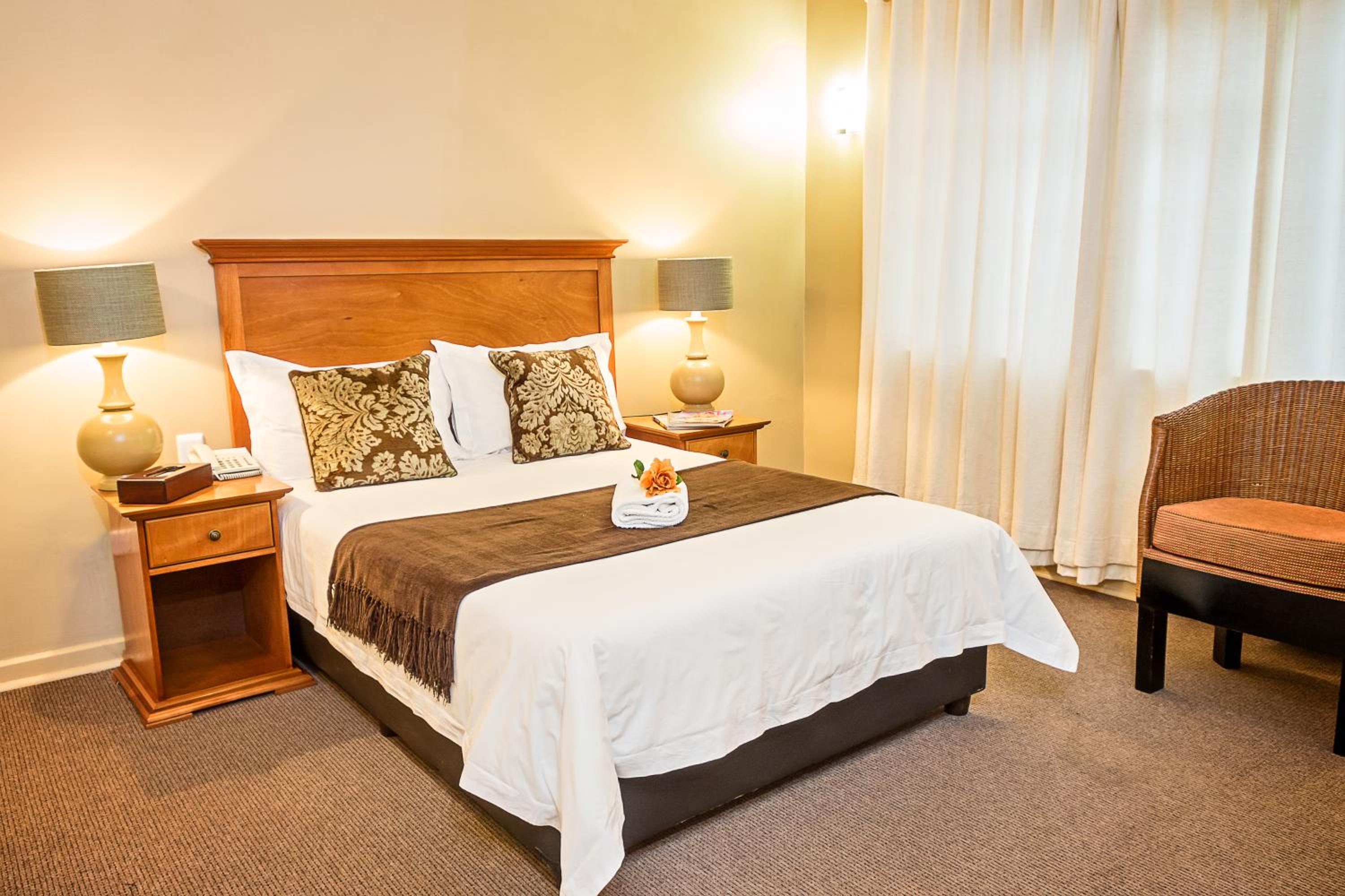 Double Room - Photo 2