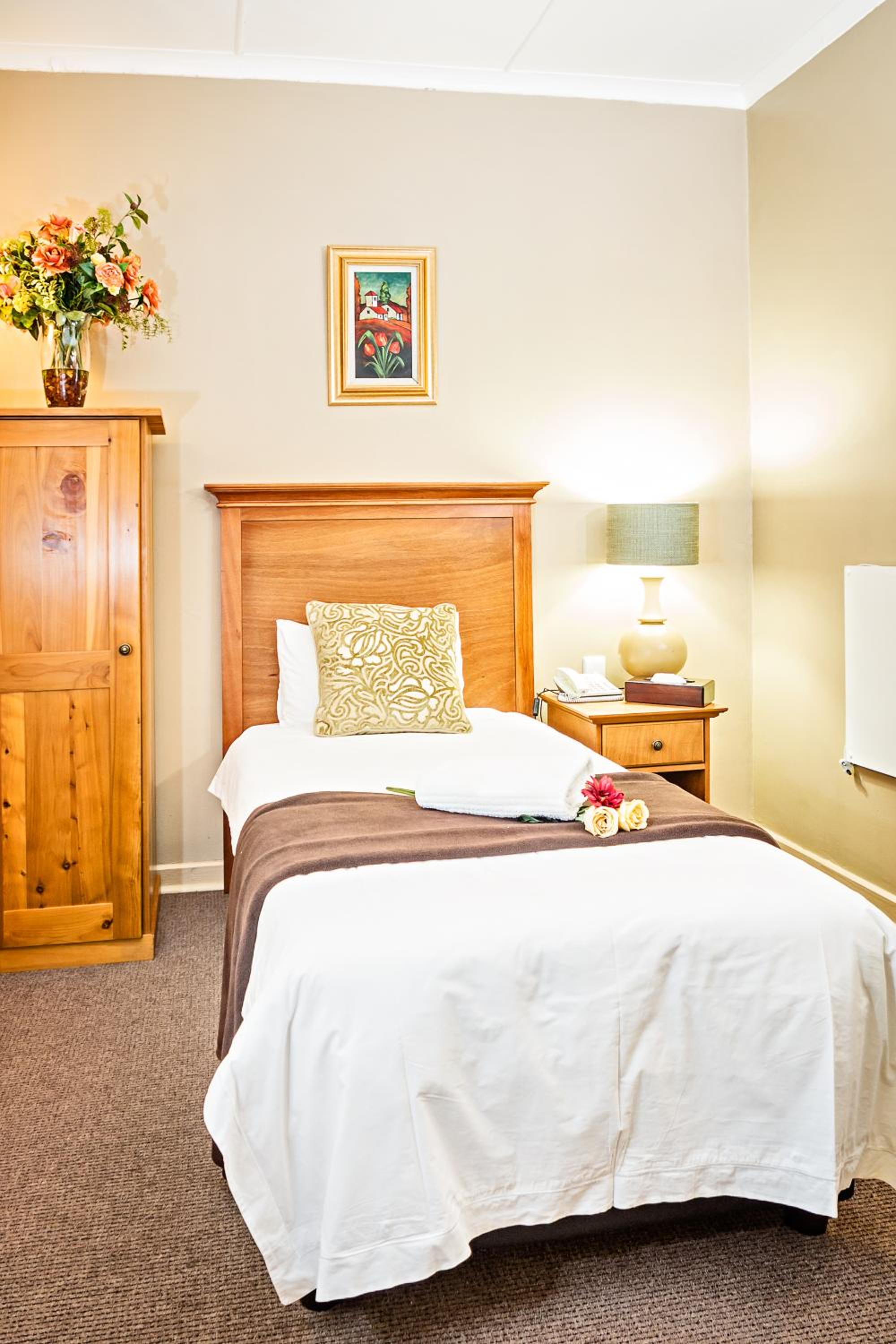 Single Room photo 3