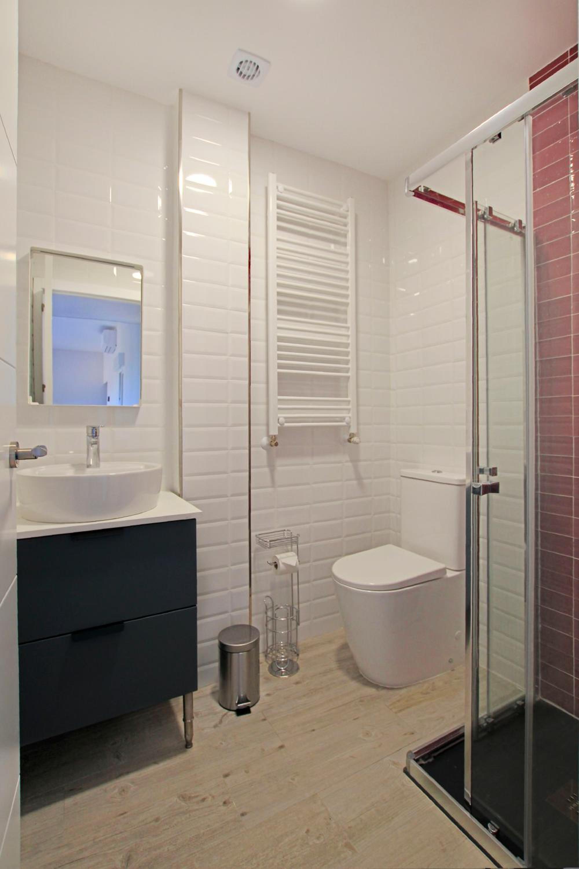 Two-Bedroom Apartment - Photo 4