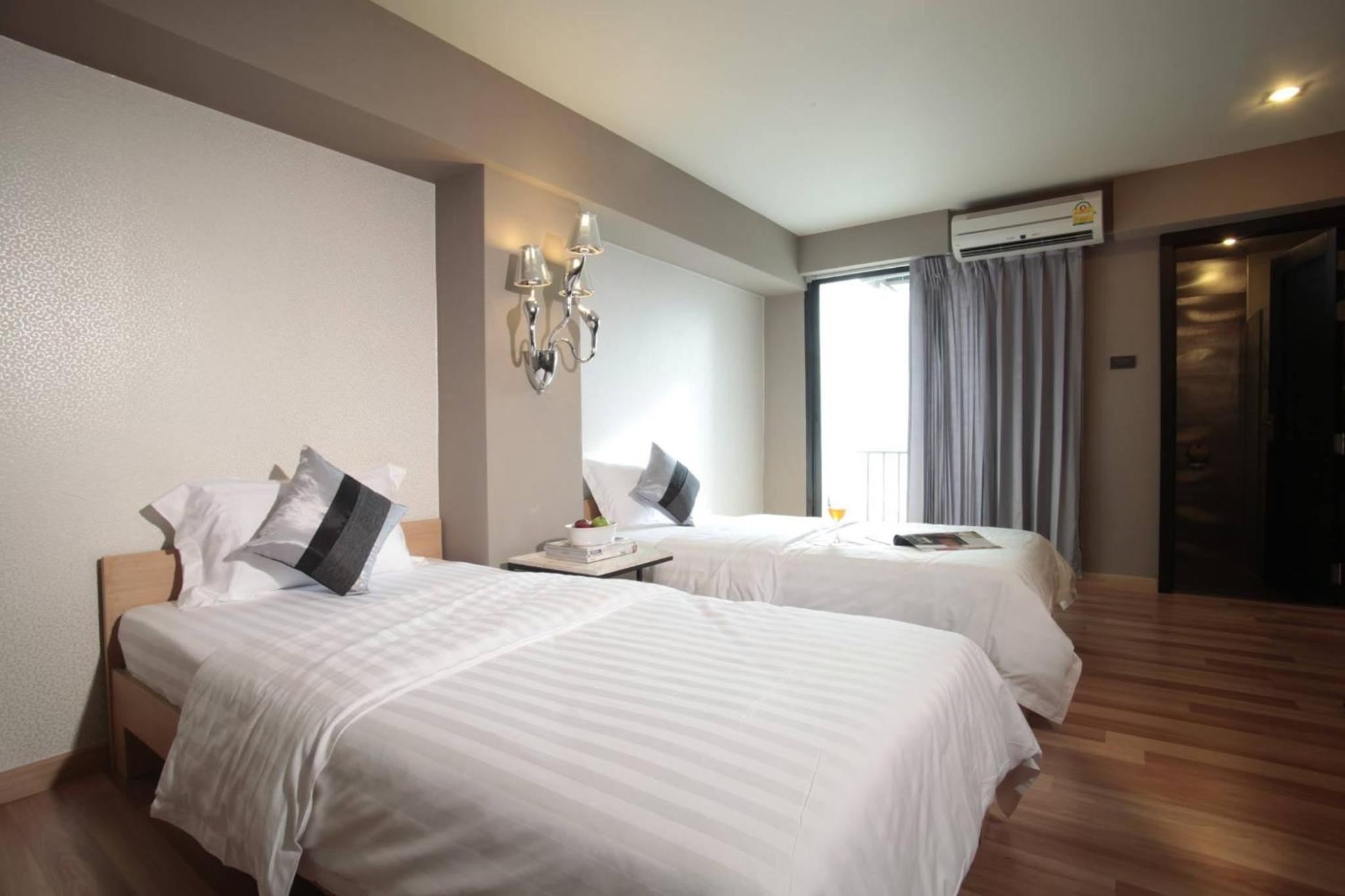 Deluxe Twin Room - Photo 8