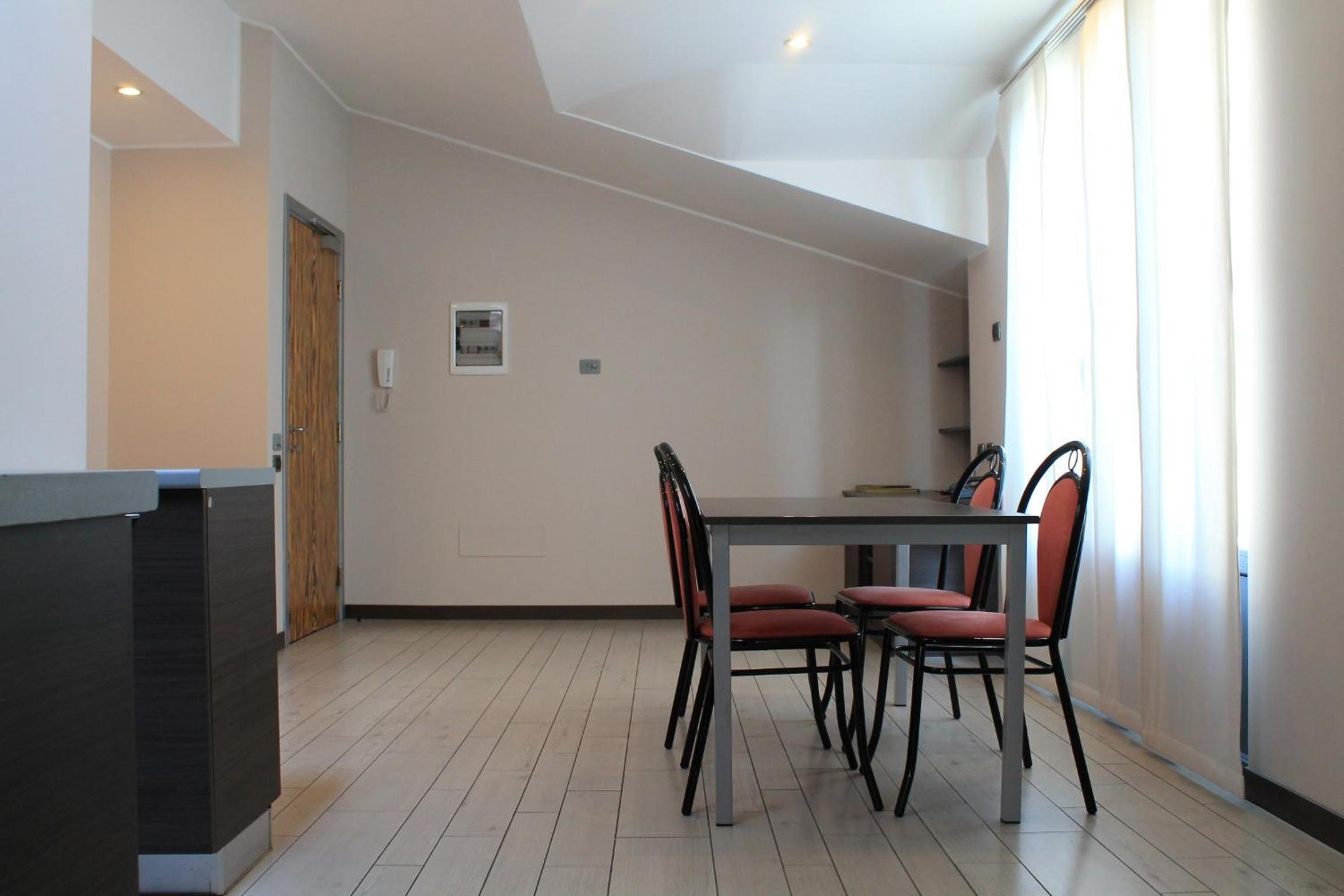 One-Bedroom Apartment with Balcony
