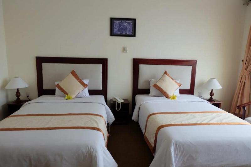 Superior Twin Room with City View