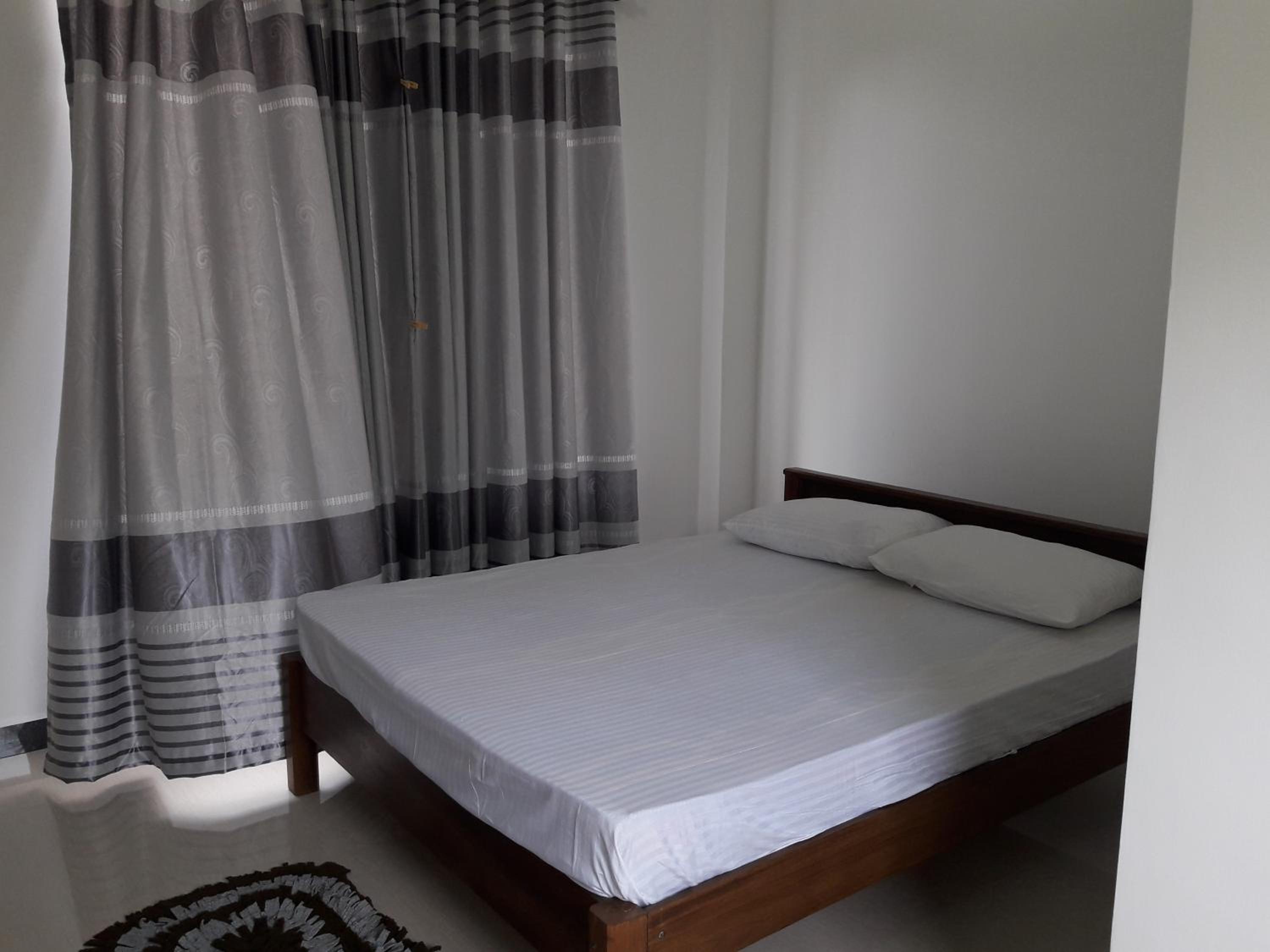 Deluxe Double Room with Balcony photo 2