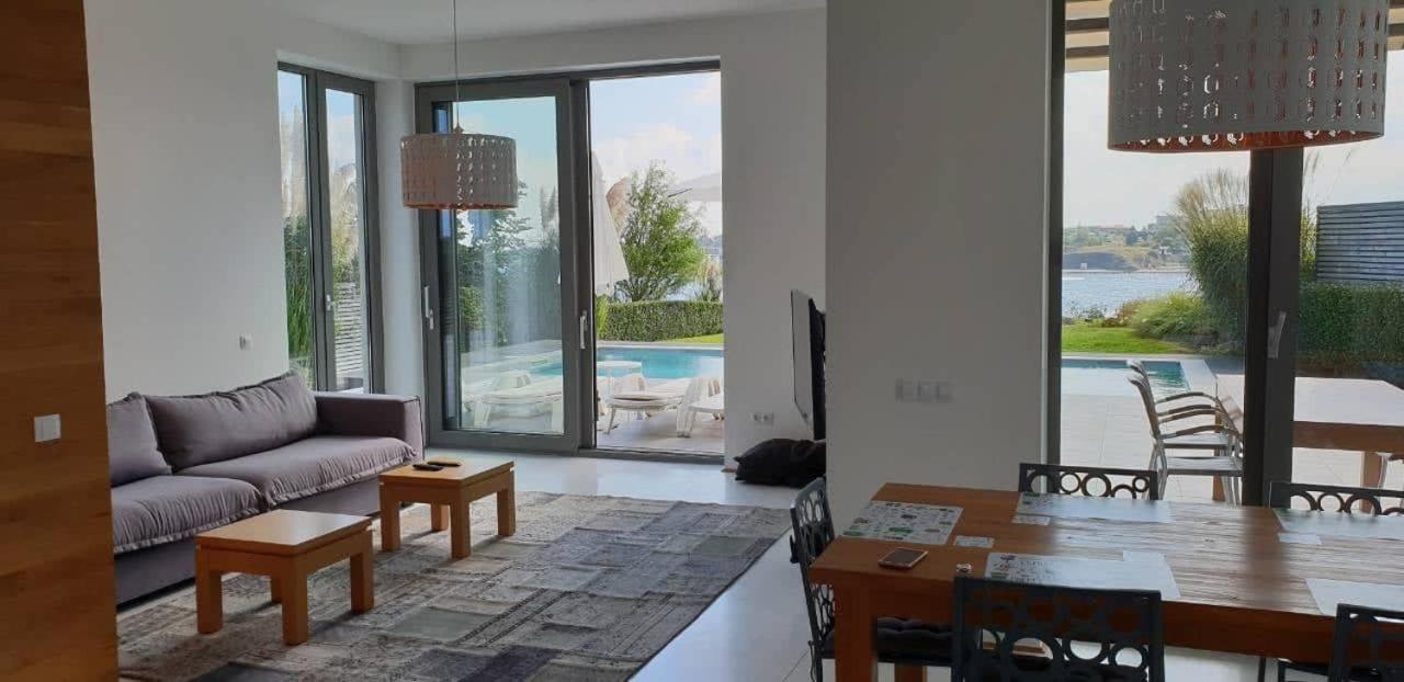 Villa with Sea View photo 1