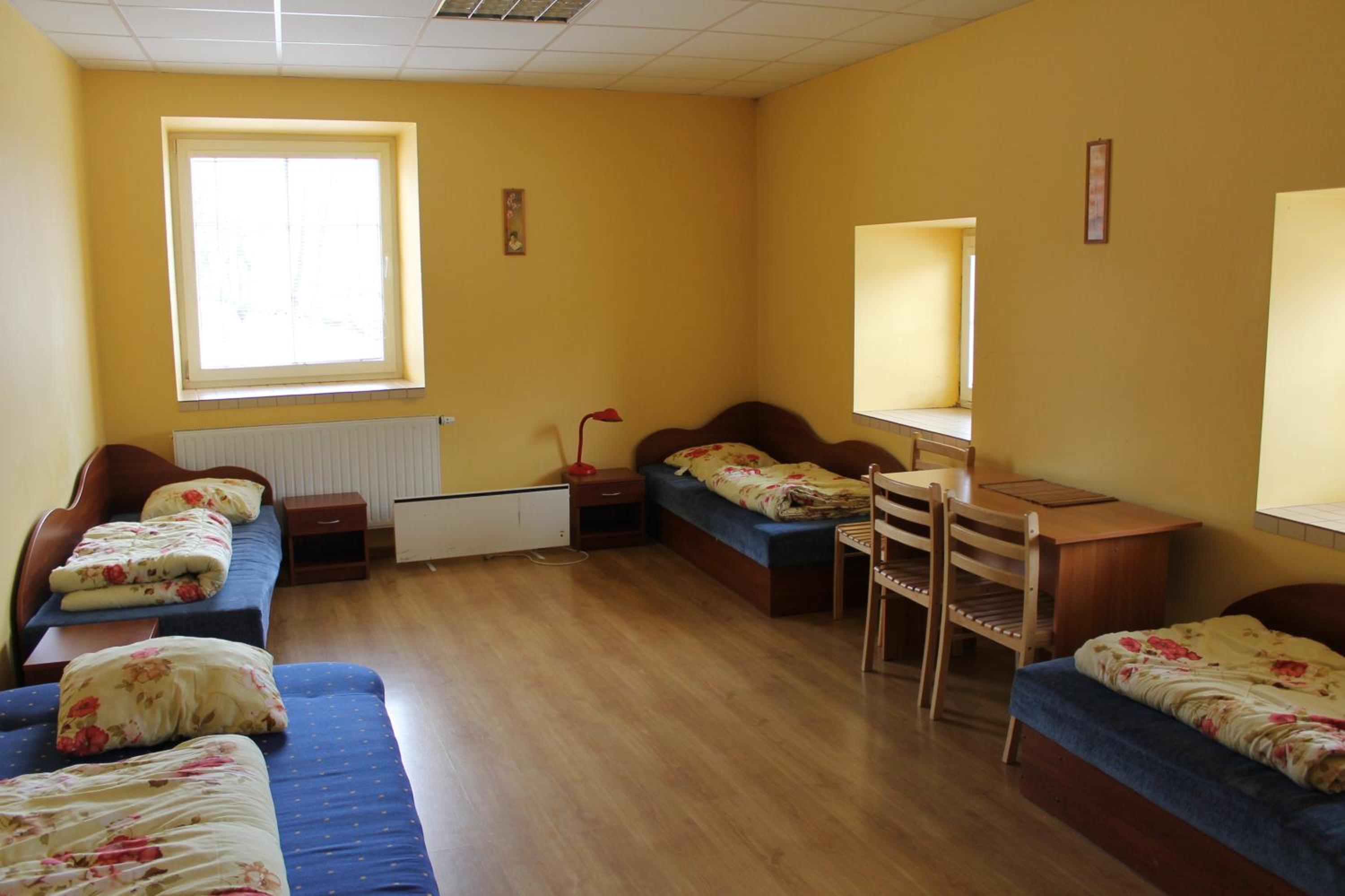 Quadruple Room with Private Bathroom photo 3