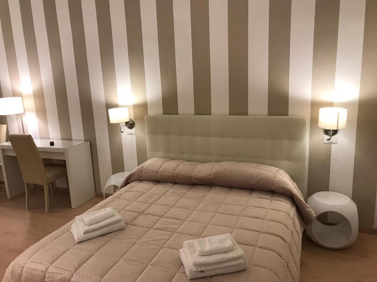 Classic Triple Room - Photo 6