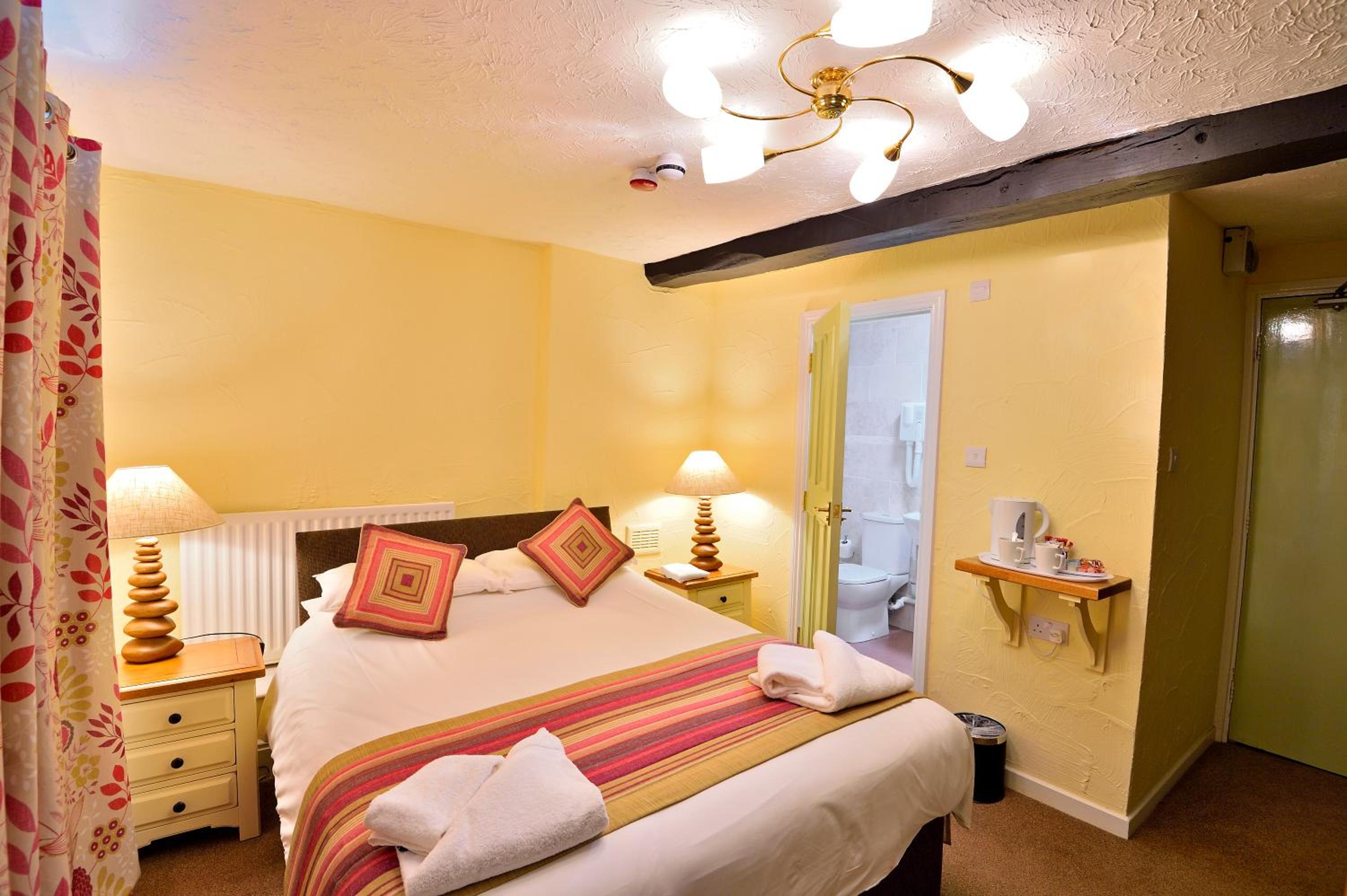 Standard Double Room - Photo 4