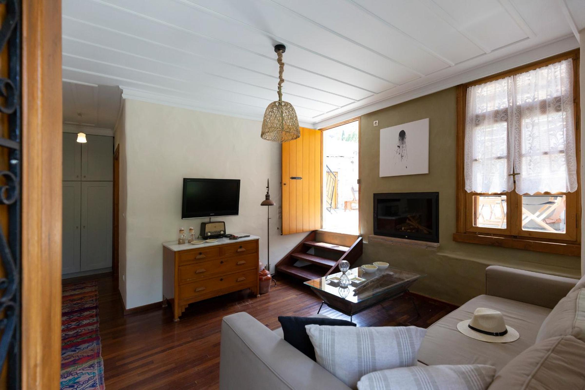 Villa with Sea View - Photo 2