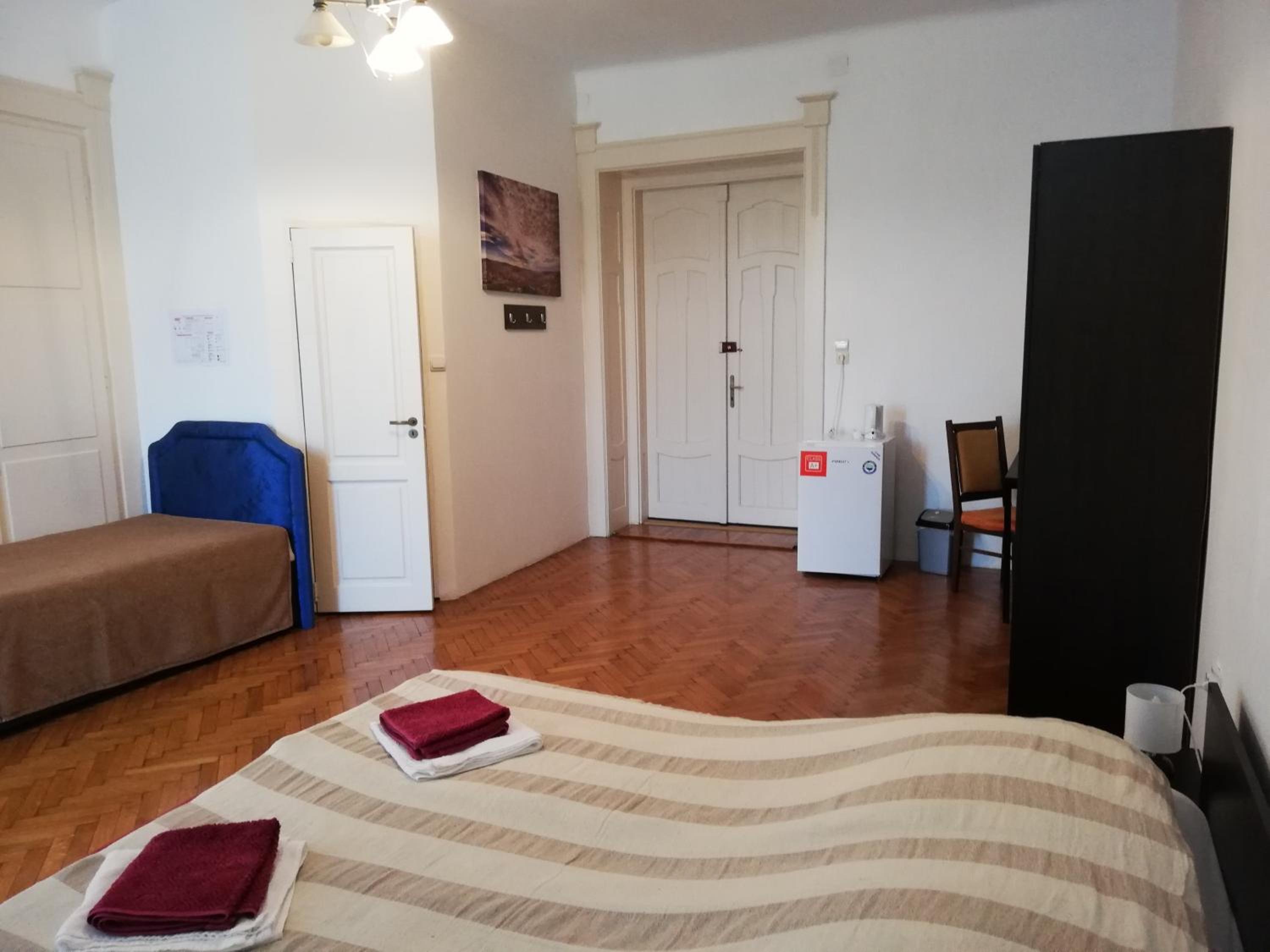 Studio Apartment photo 1