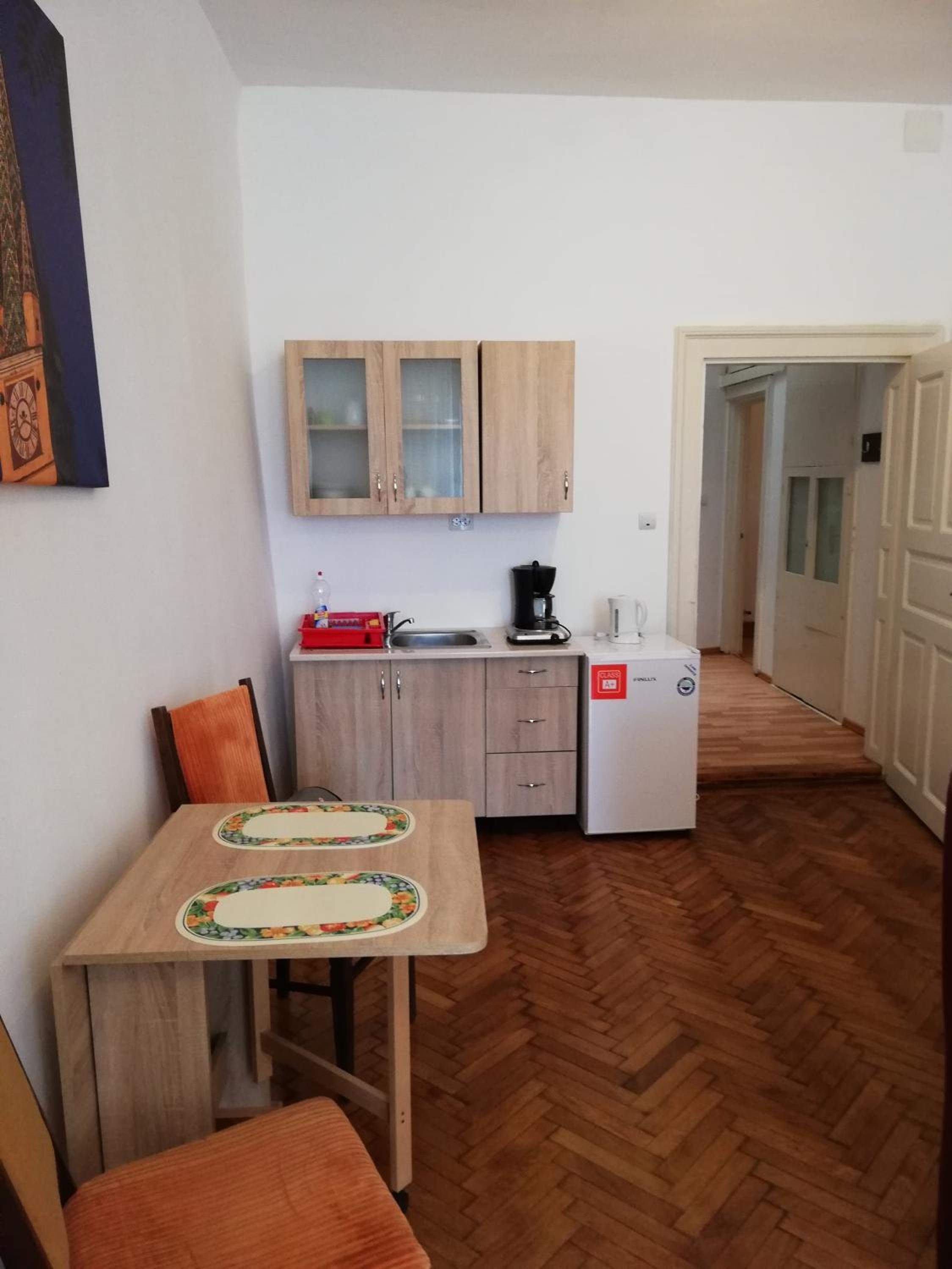 Studio Apartment photo 3
