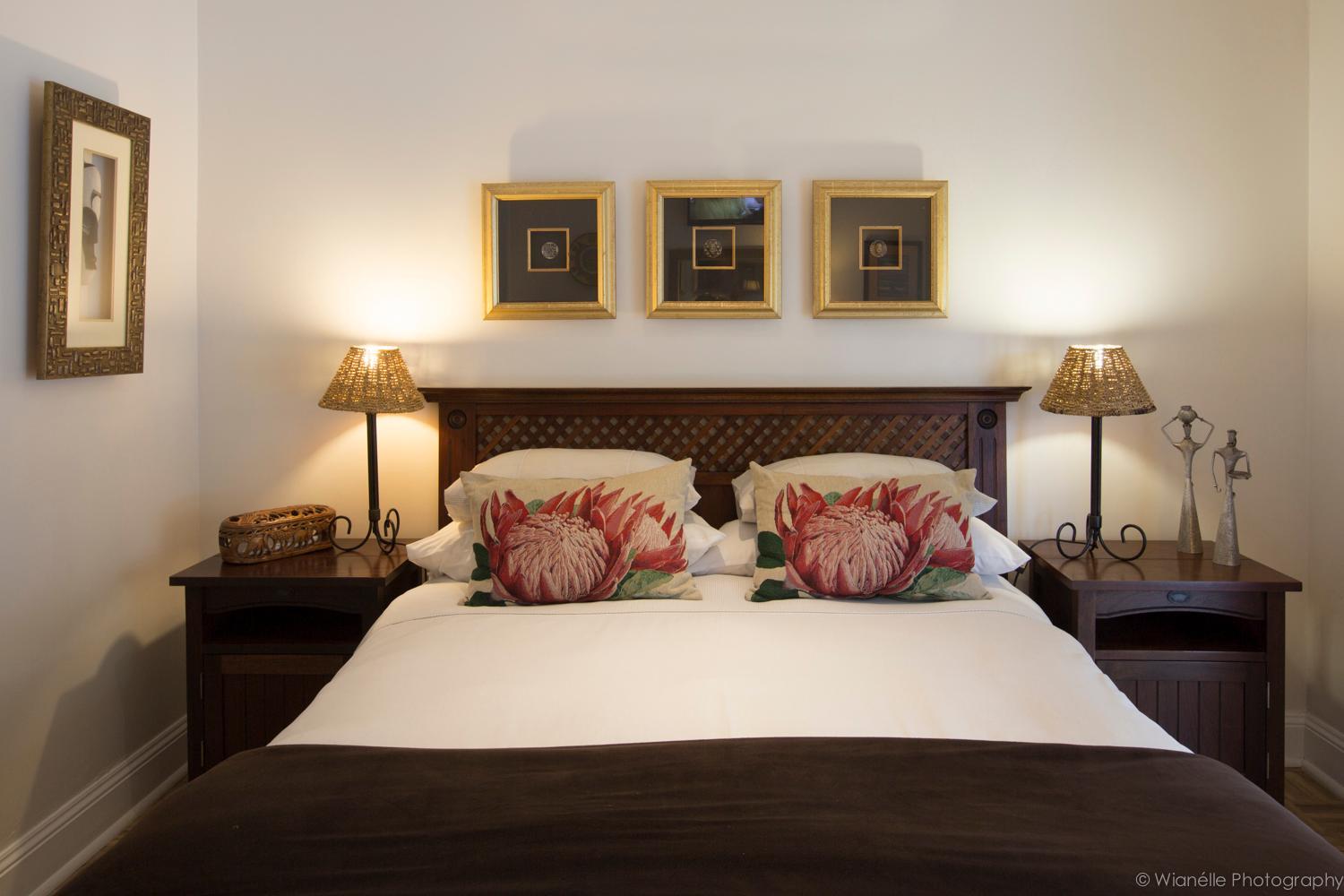 Queen Room photo 2