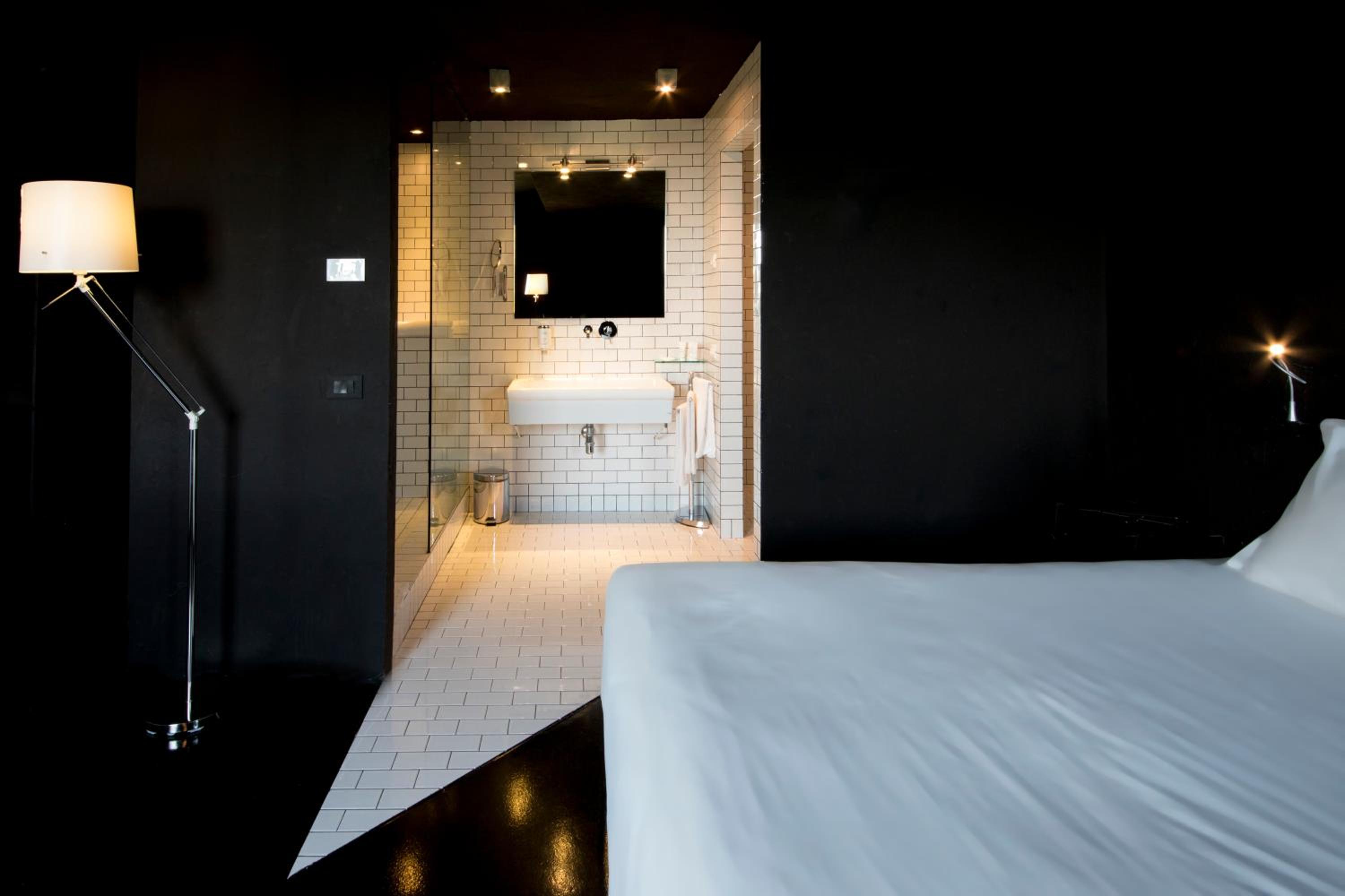 Junior King Suite - Photo 4