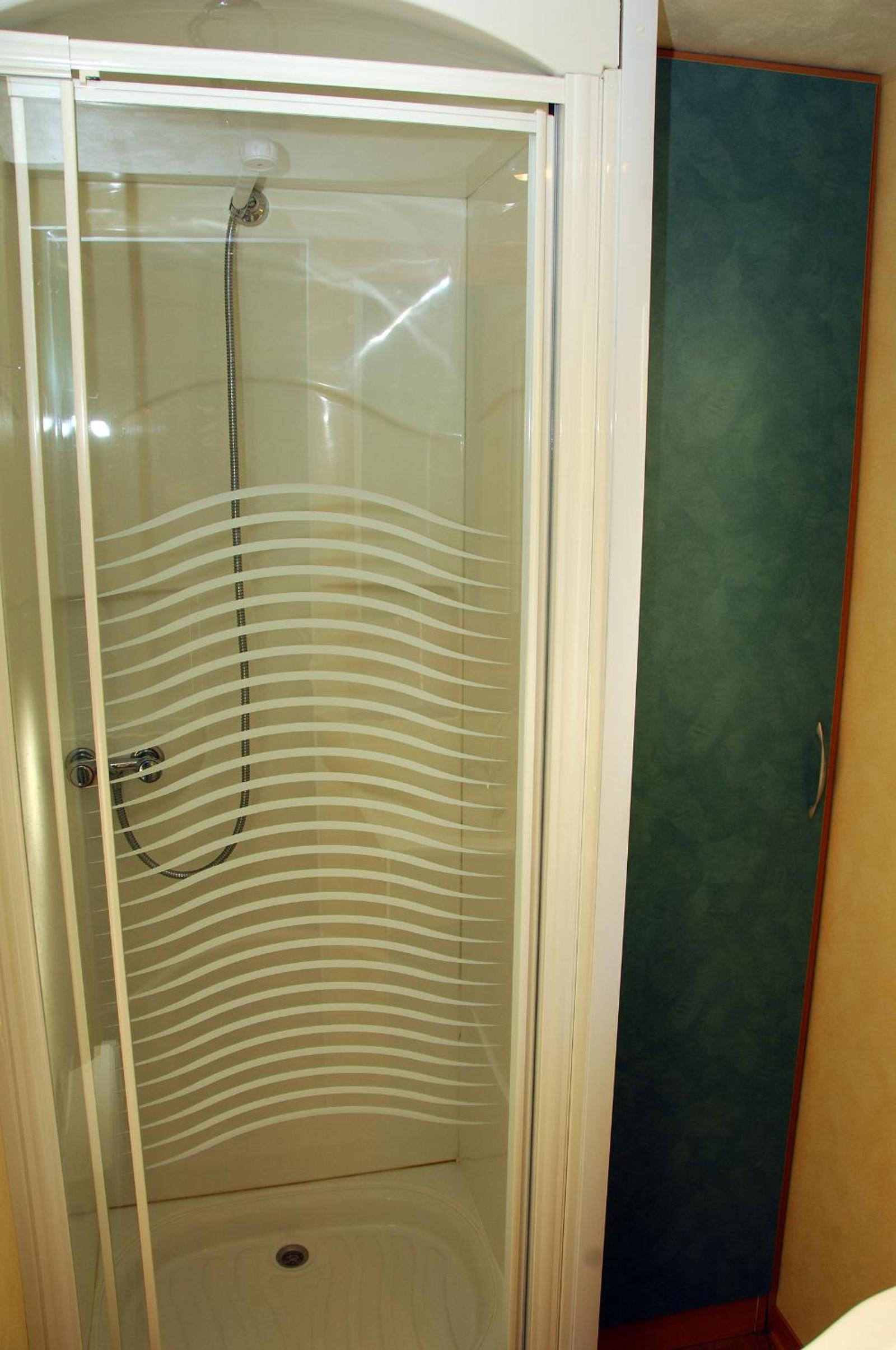 Mobile Home (2 Adults) - Photo 7