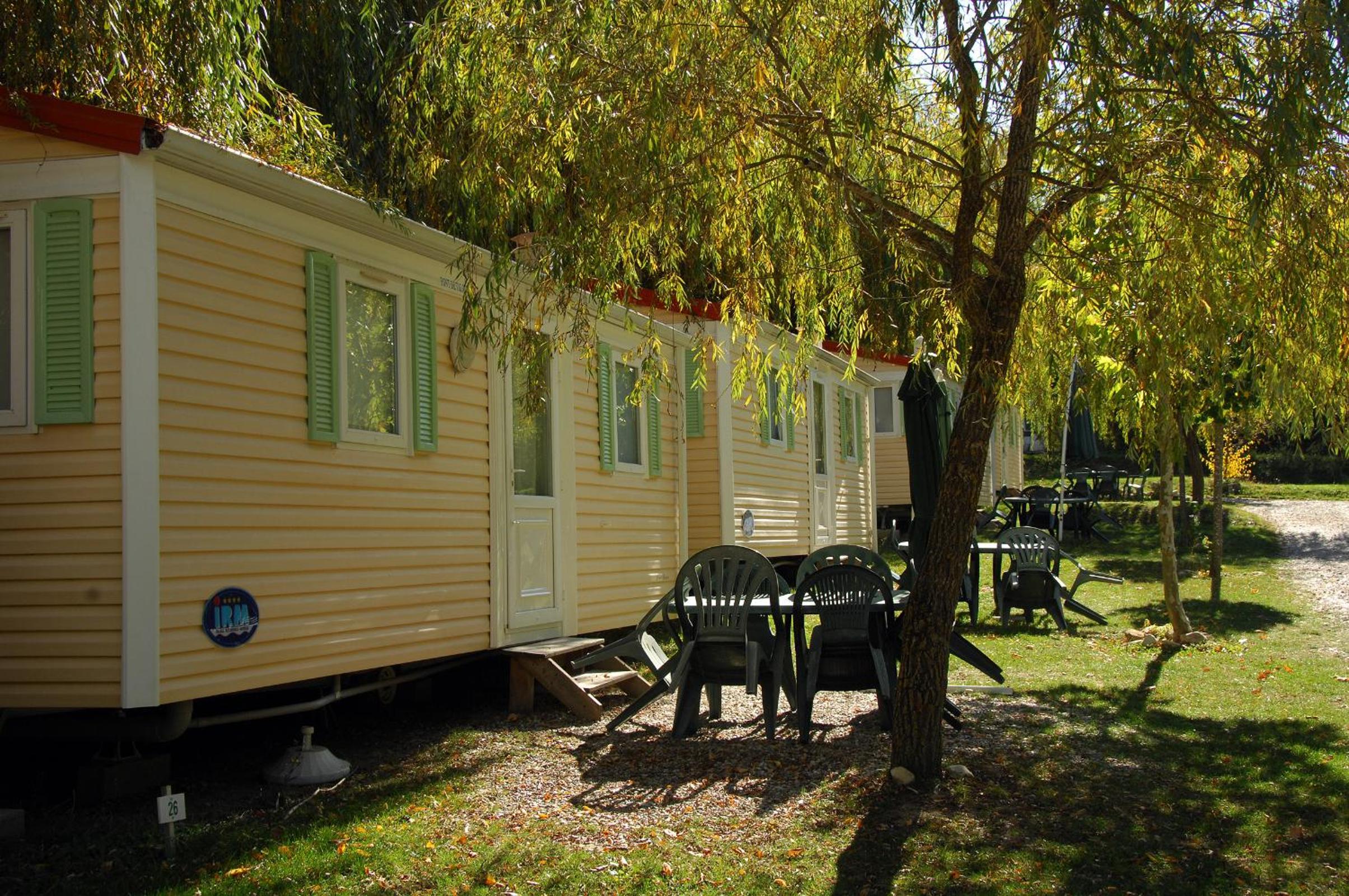 Superior Mobile Home (4 Adults) - Photo 2