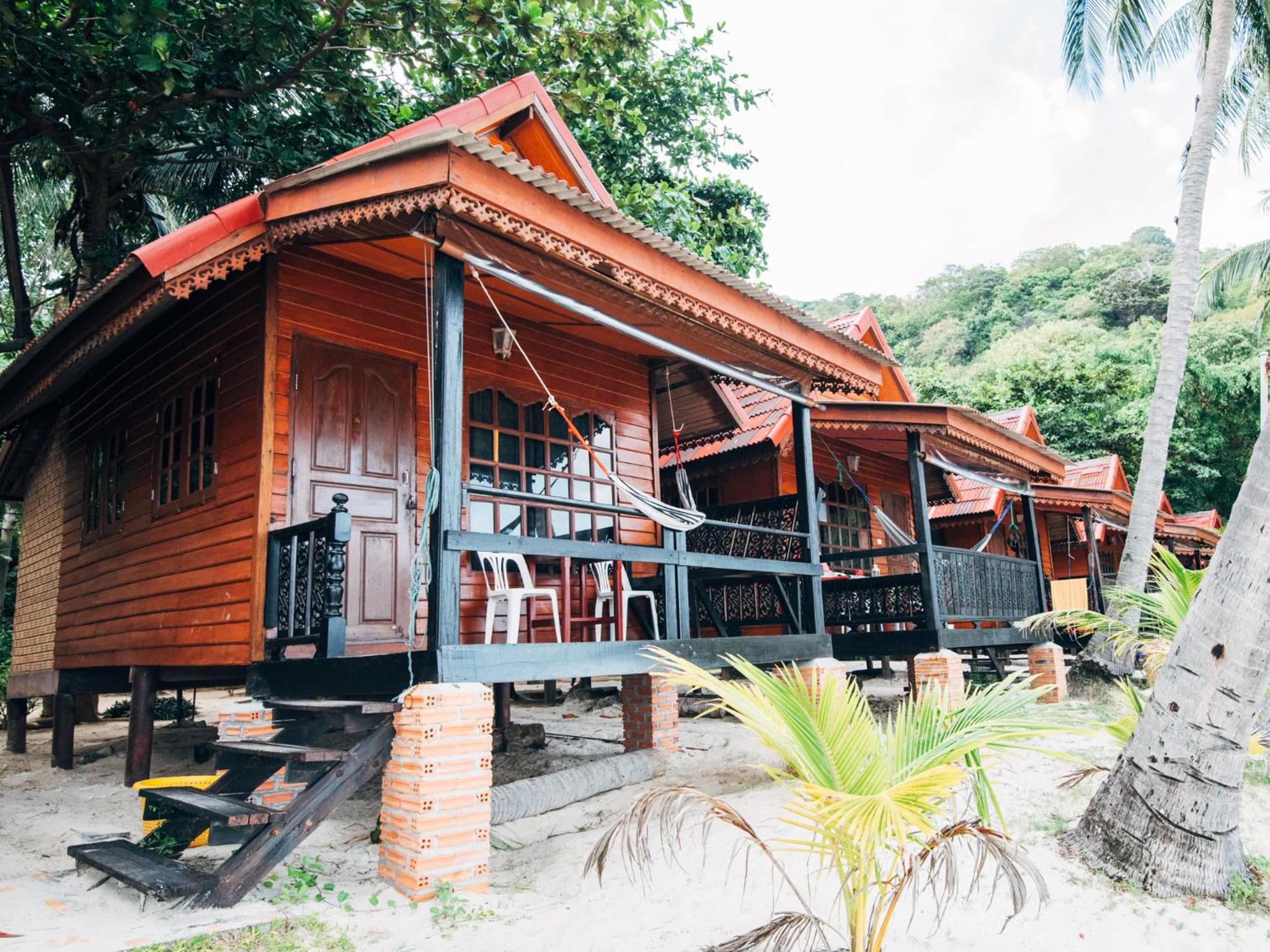 Bungalow - Beach Front photo 2