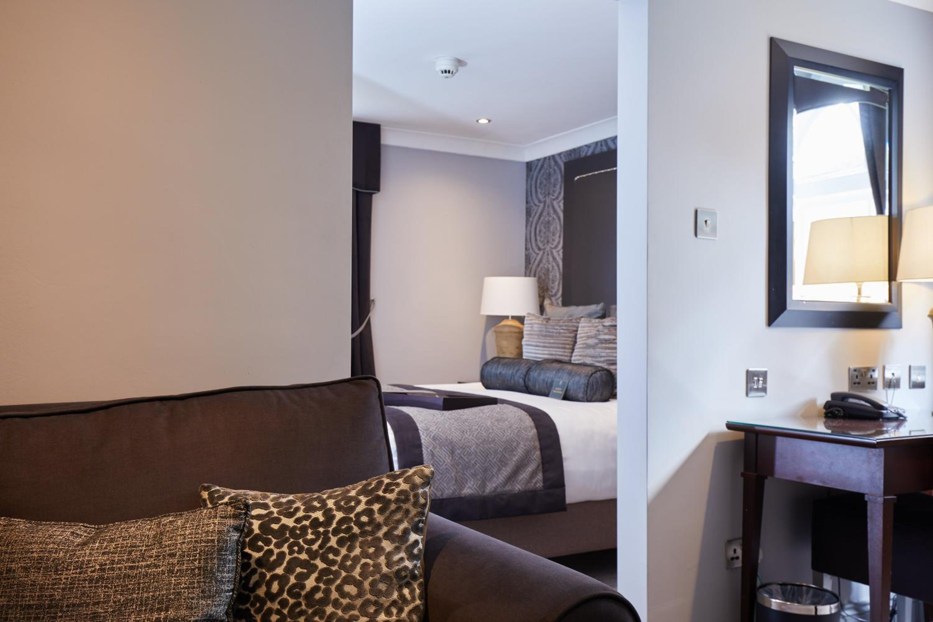 Junior Suite with Double Bed photo 2