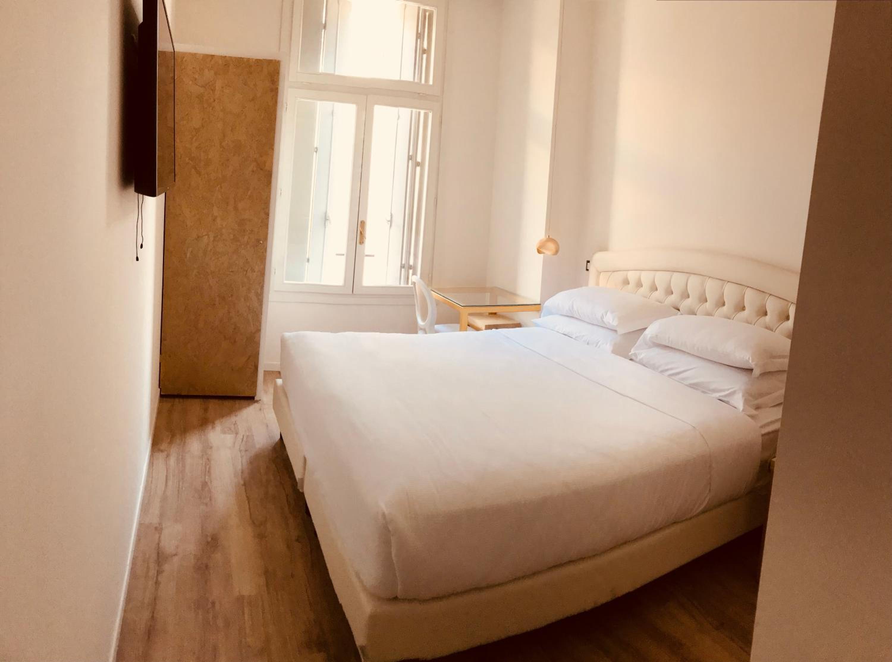 Superior Double Room - Photo 1
