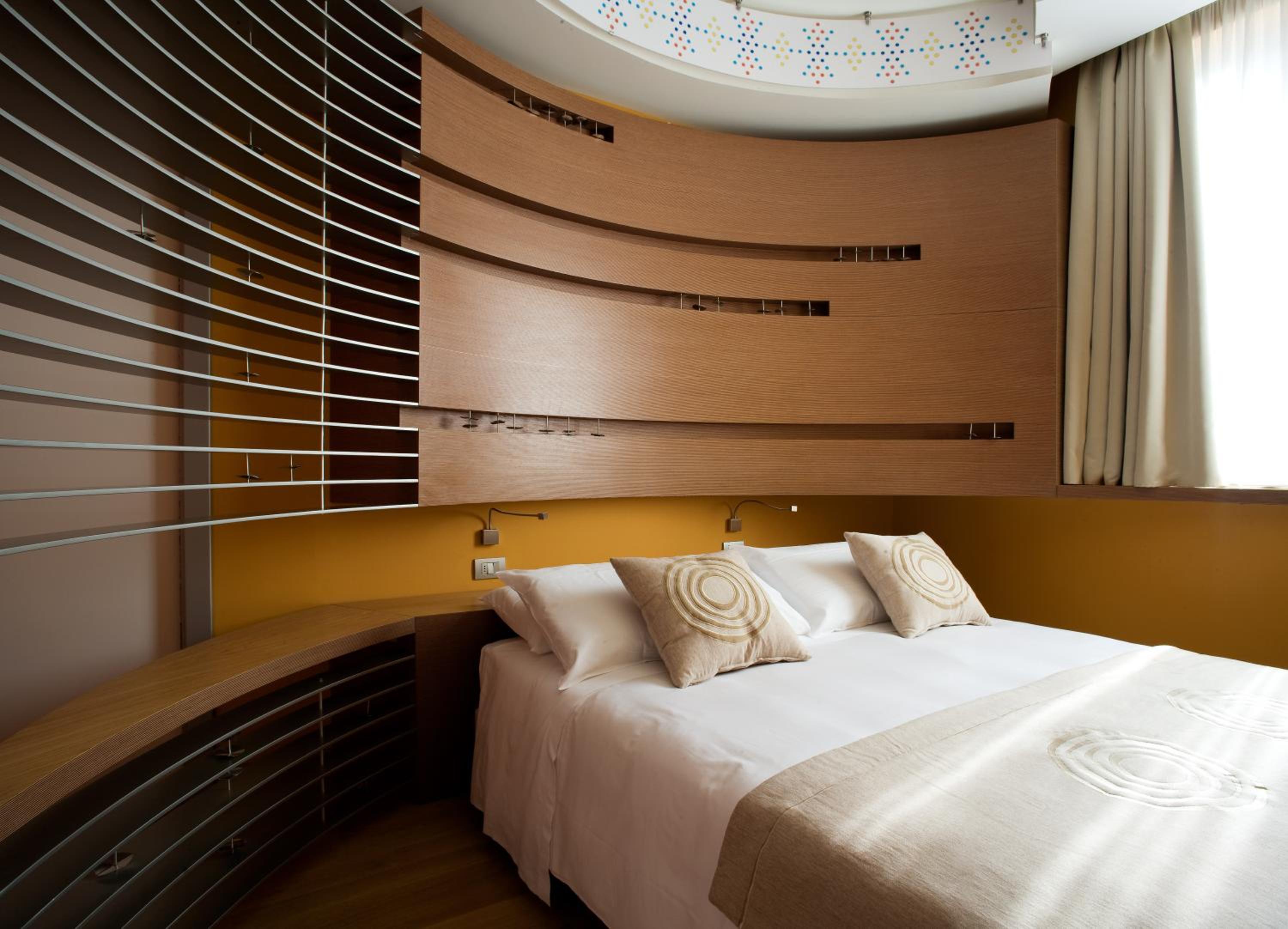 Standard Double or Twin Room - Photo 1
