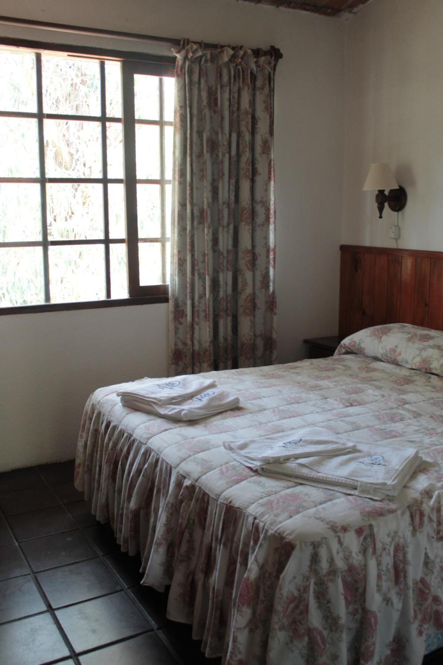 Double or Twin Room photo 1