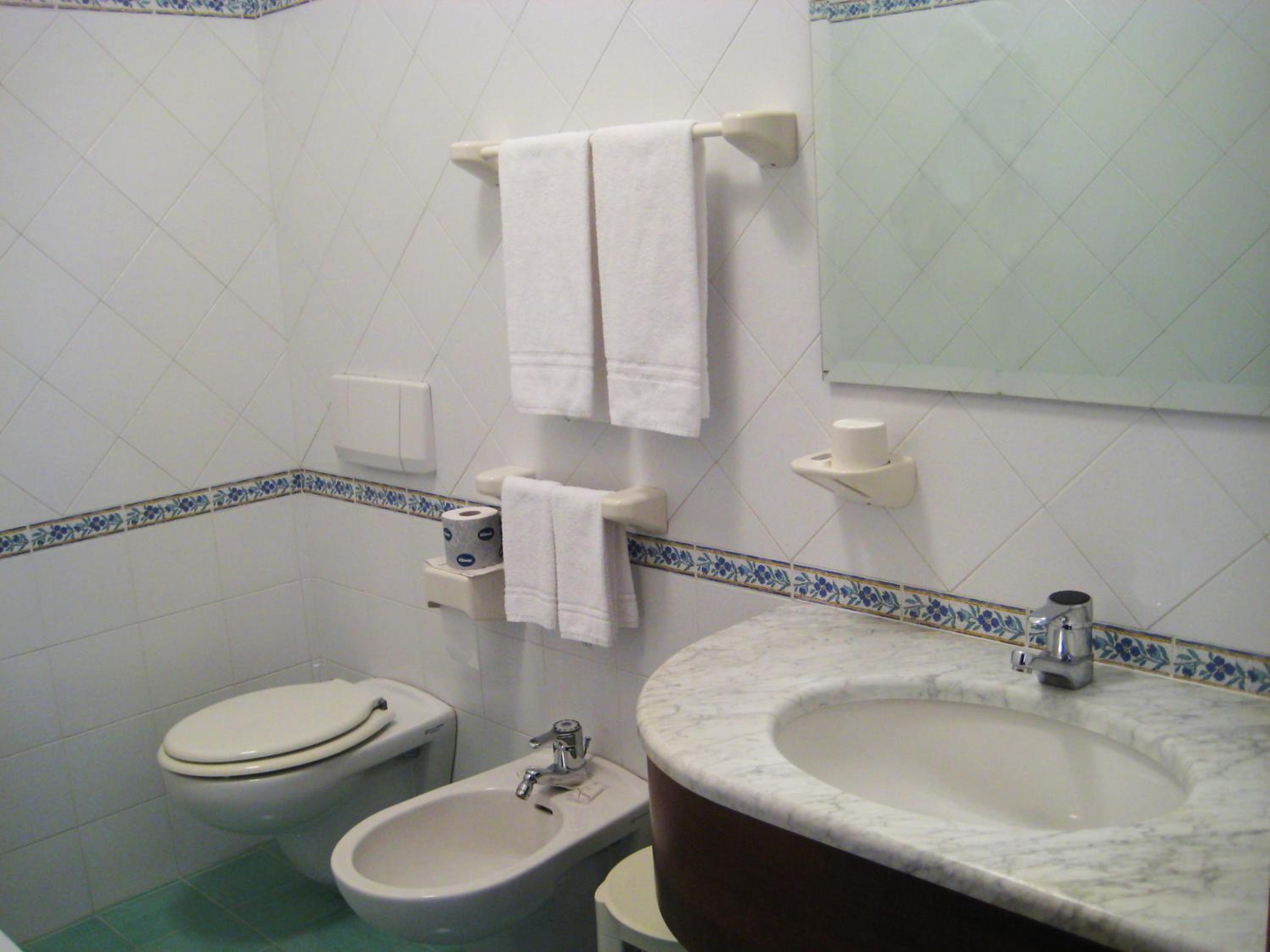 Triple Room with Balcony and Valley View photo 2