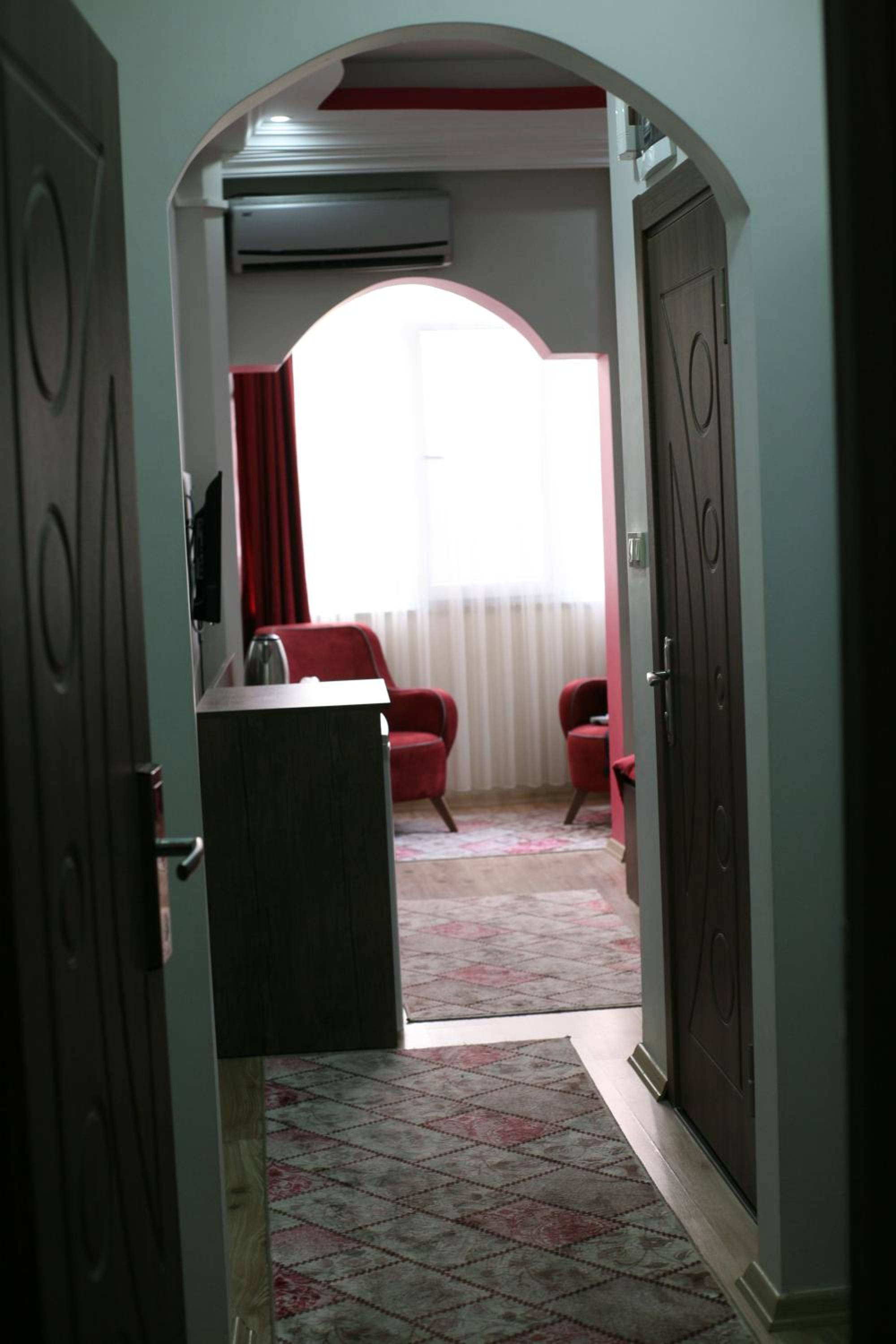 Deluxe Double Room with Bath photo 1