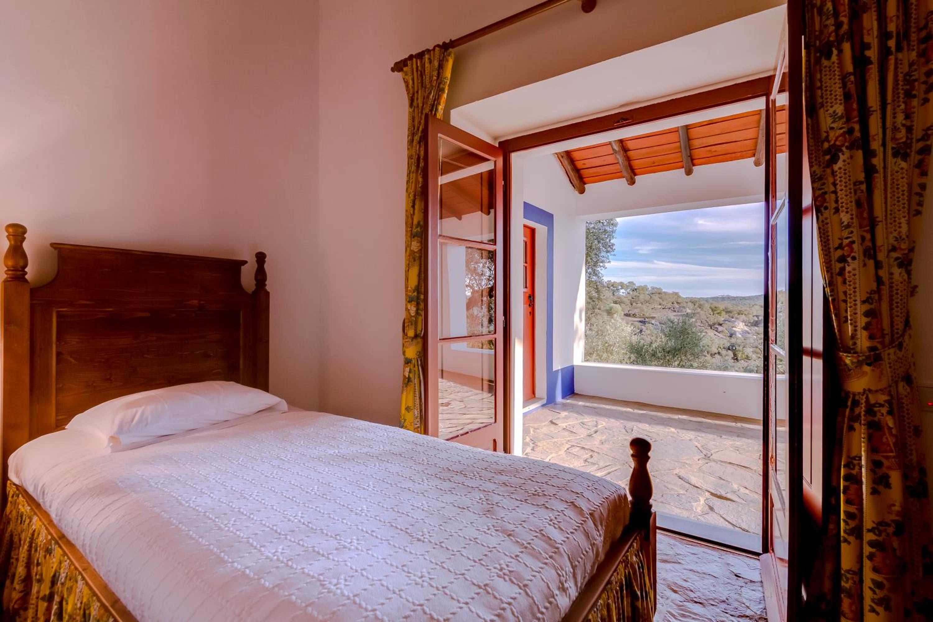 Double Room with Balcony photo 2