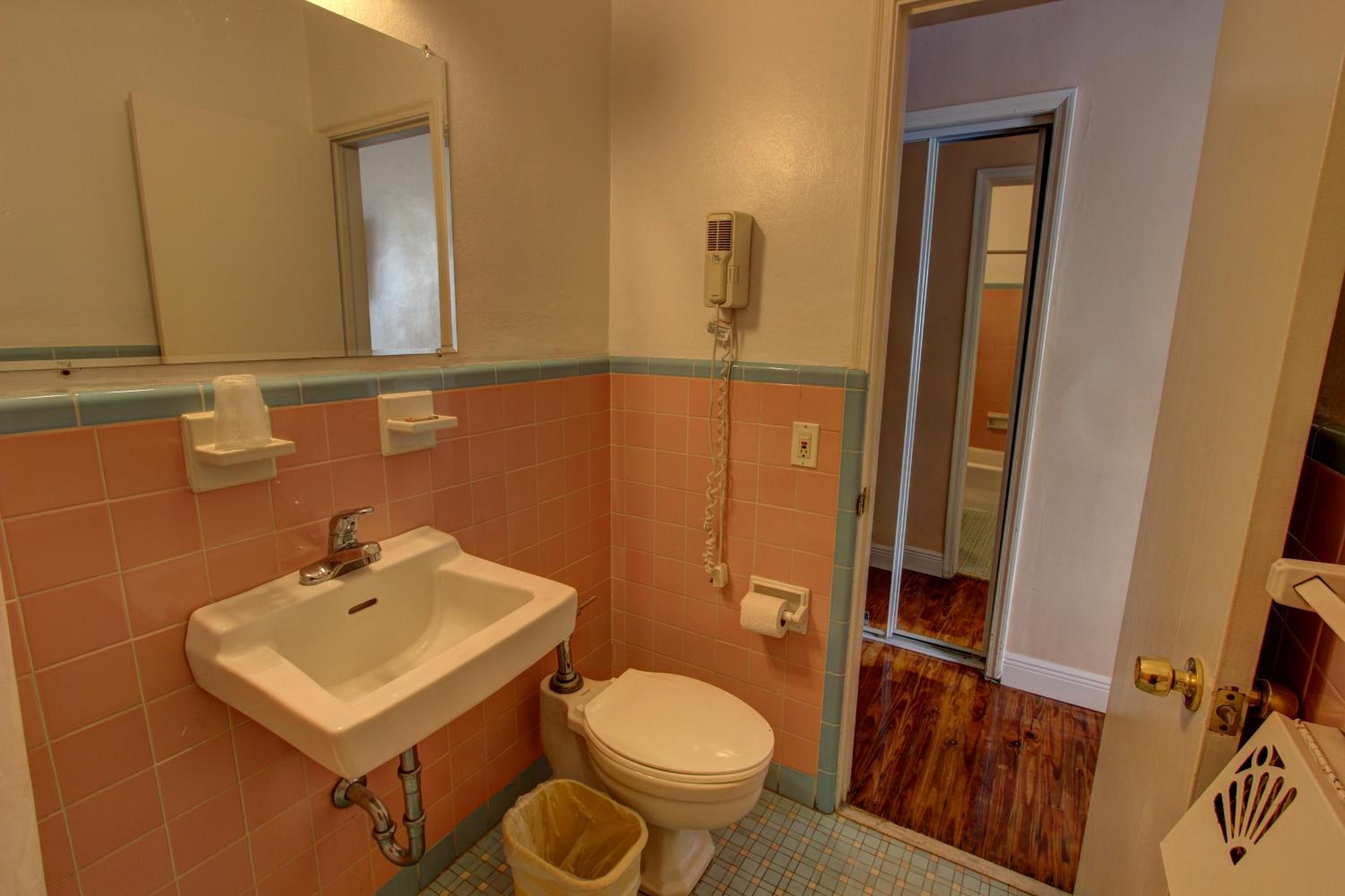 Standard  Room - Photo 3