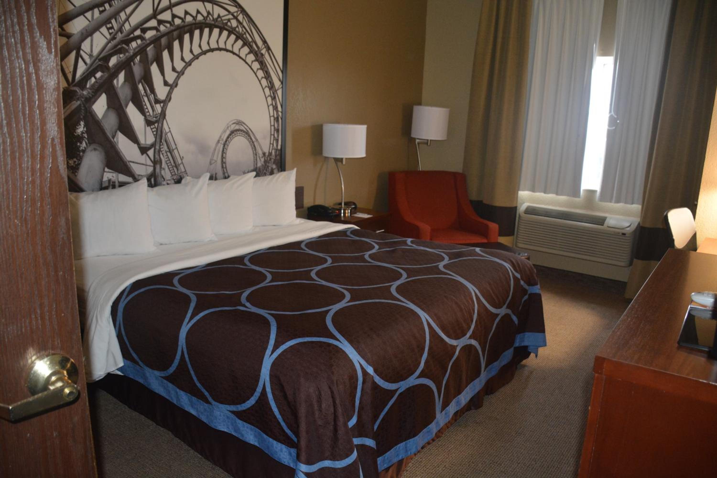 King Room - Mobility Access/Non-Smoking - Photo 1