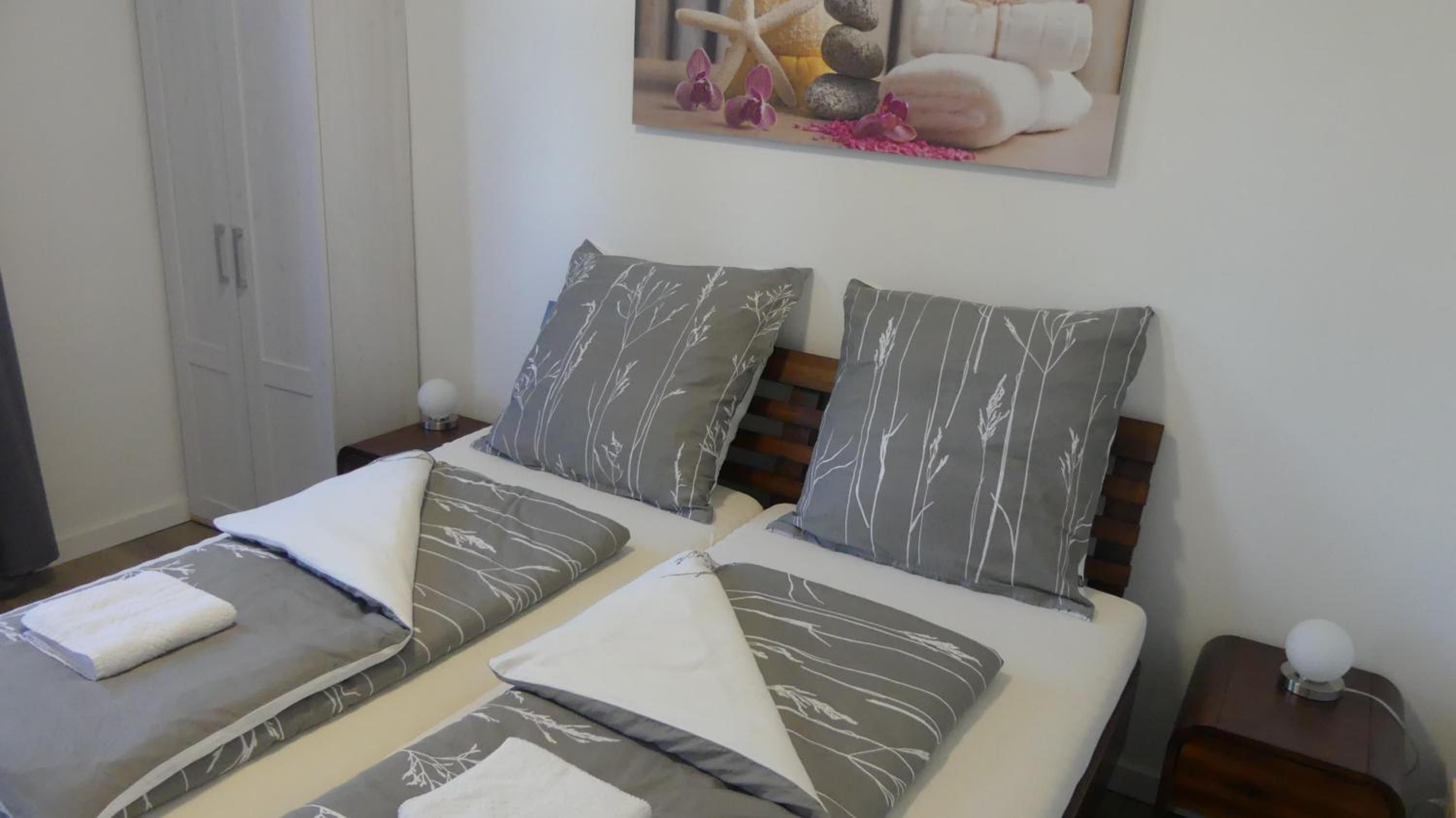 Double Room with Private Bathroom - Photo 5