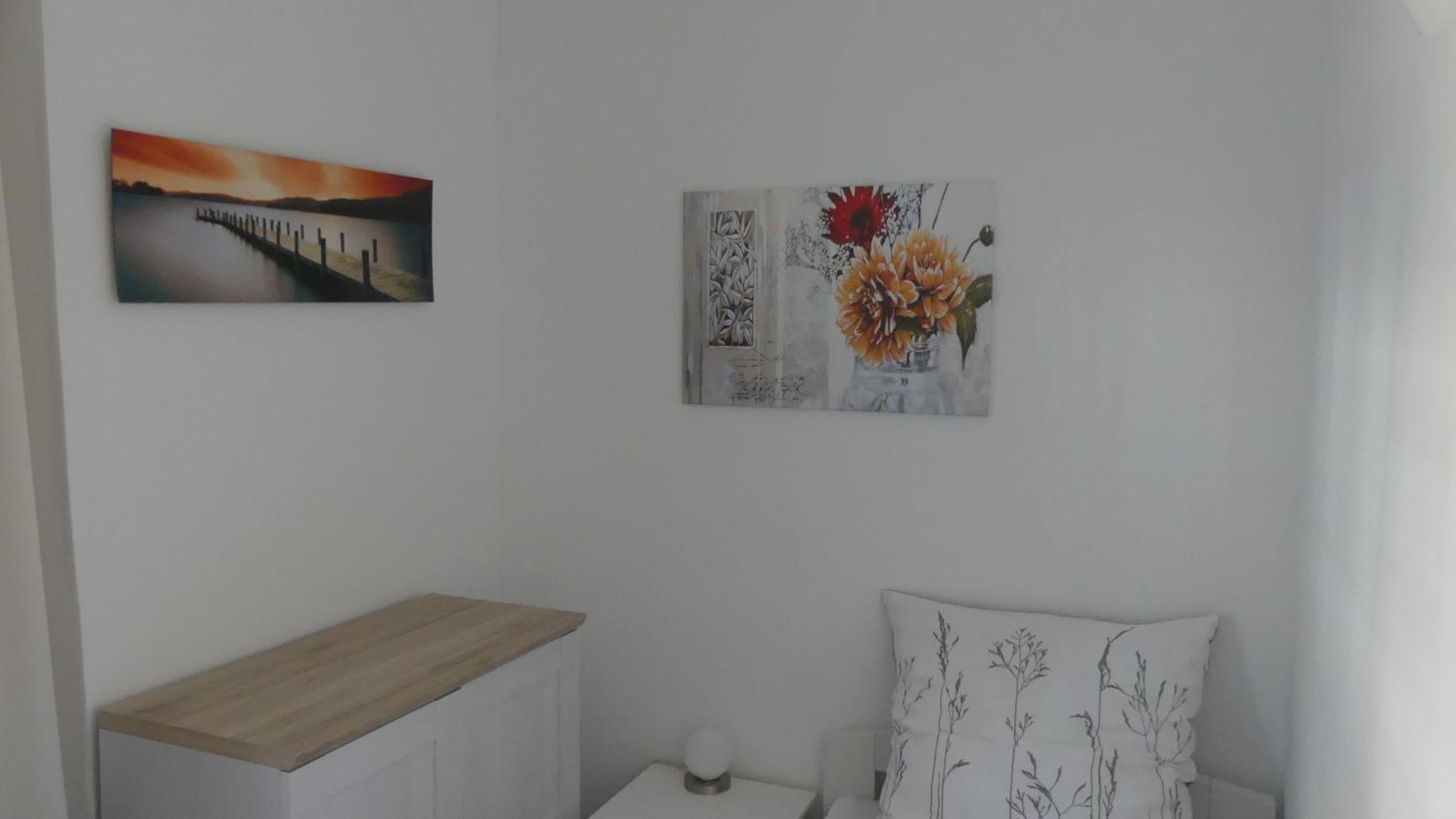 Triple Room with Bathroom - Photo 9