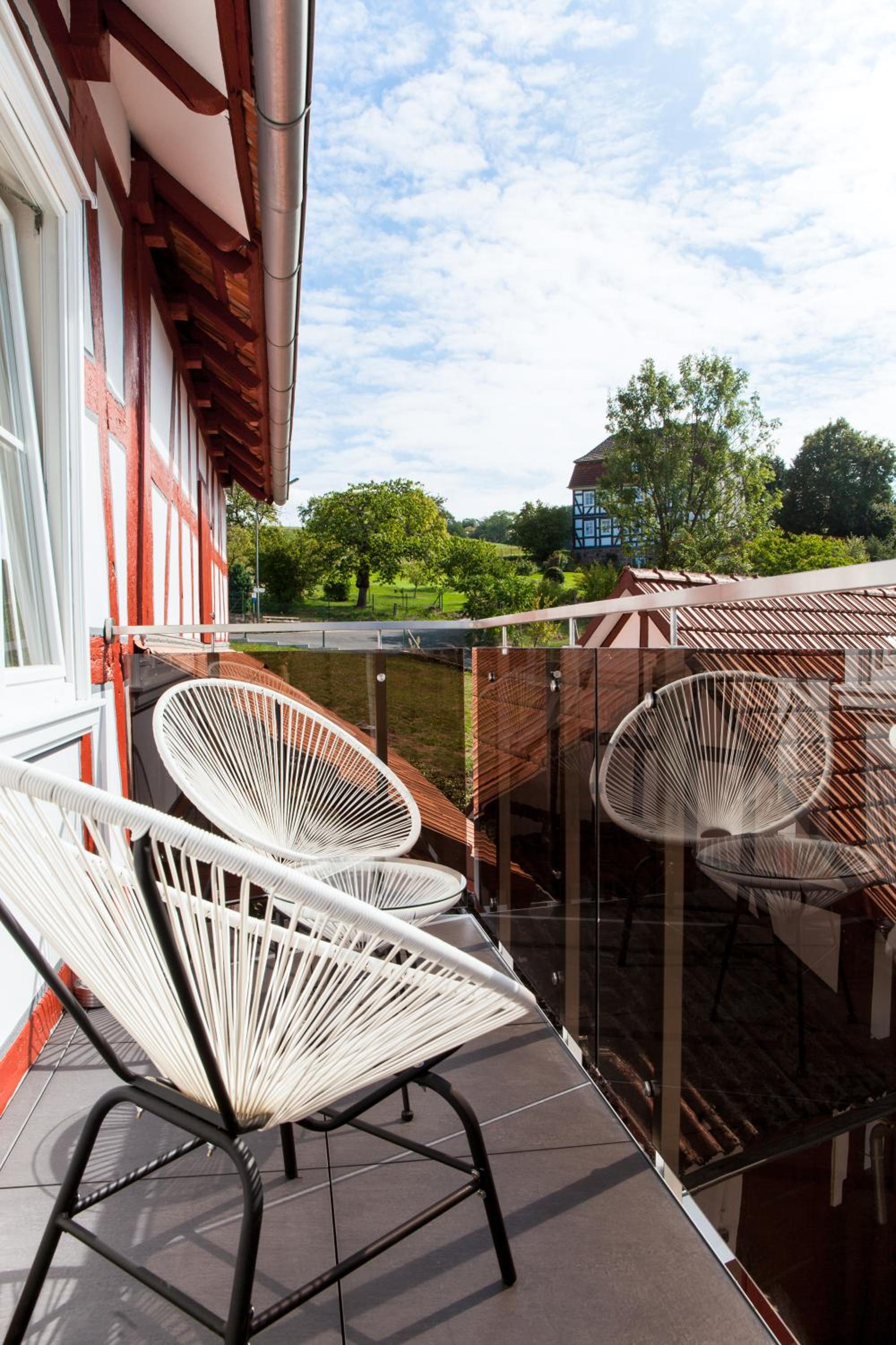 Apartment with Balcony - Photo 17