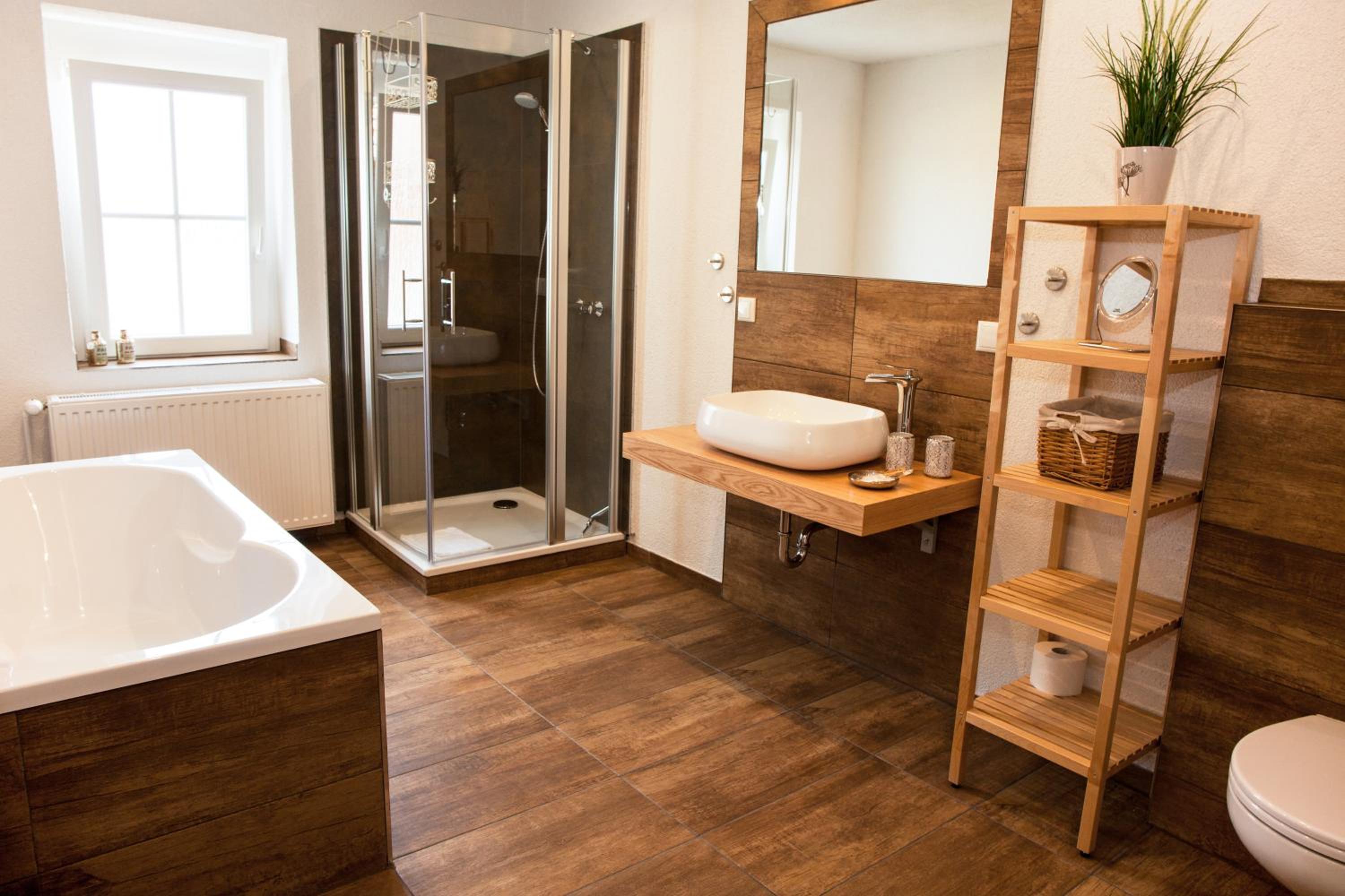Two-Bedroom Apartment - Photo 2