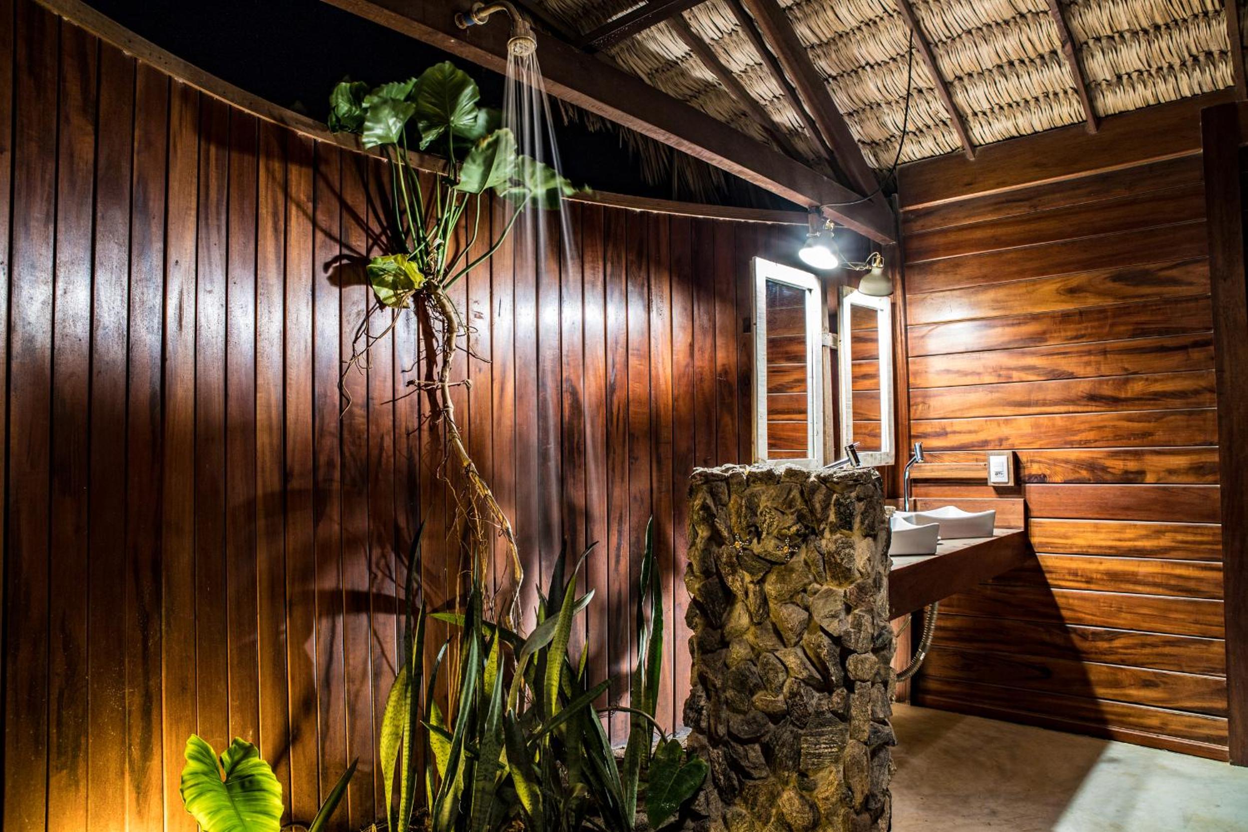 Deluxe Bungalow with Garden View - Photo 22