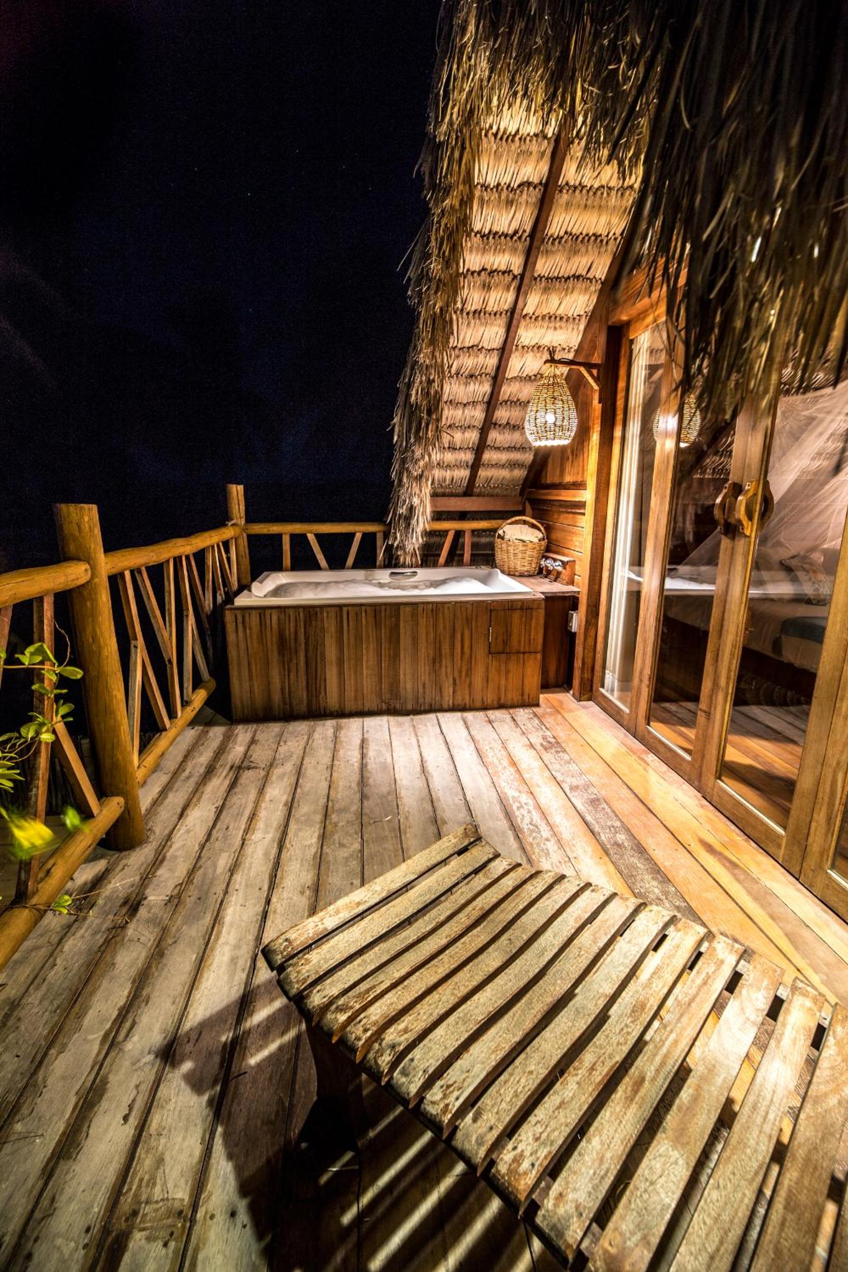Deluxe Bungalow with Garden View - Photo 16