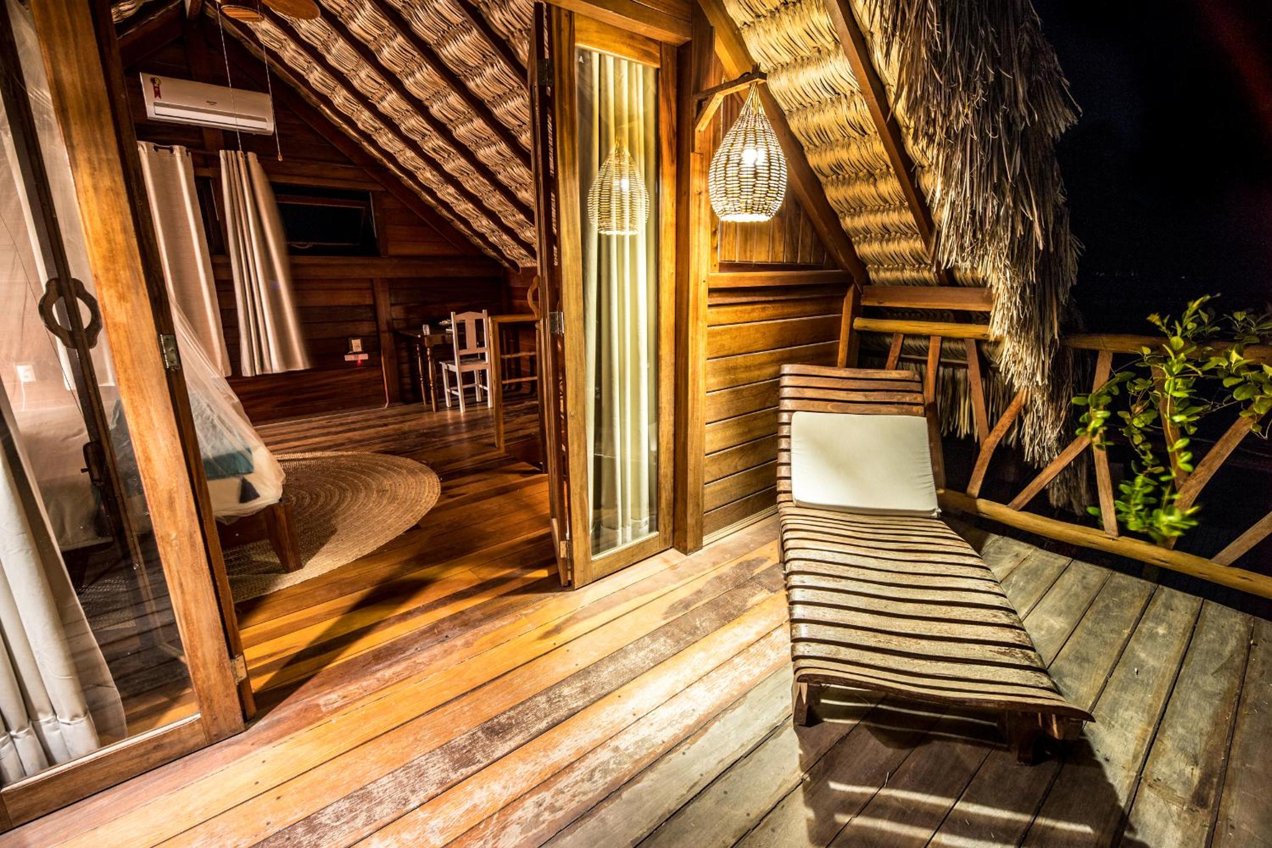 Deluxe Bungalow with Garden View - Photo 8