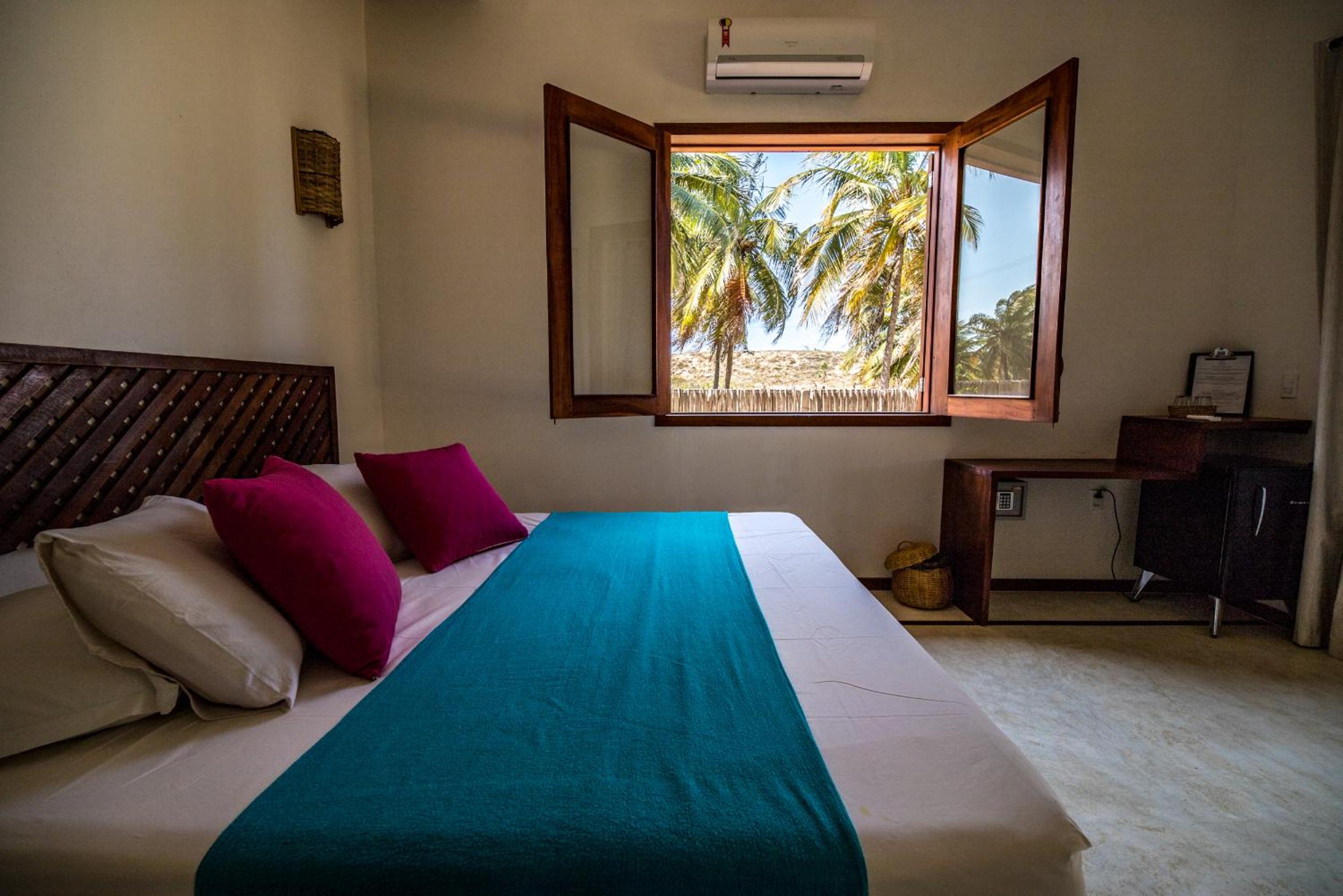 Deluxe Double Room - Photo 12