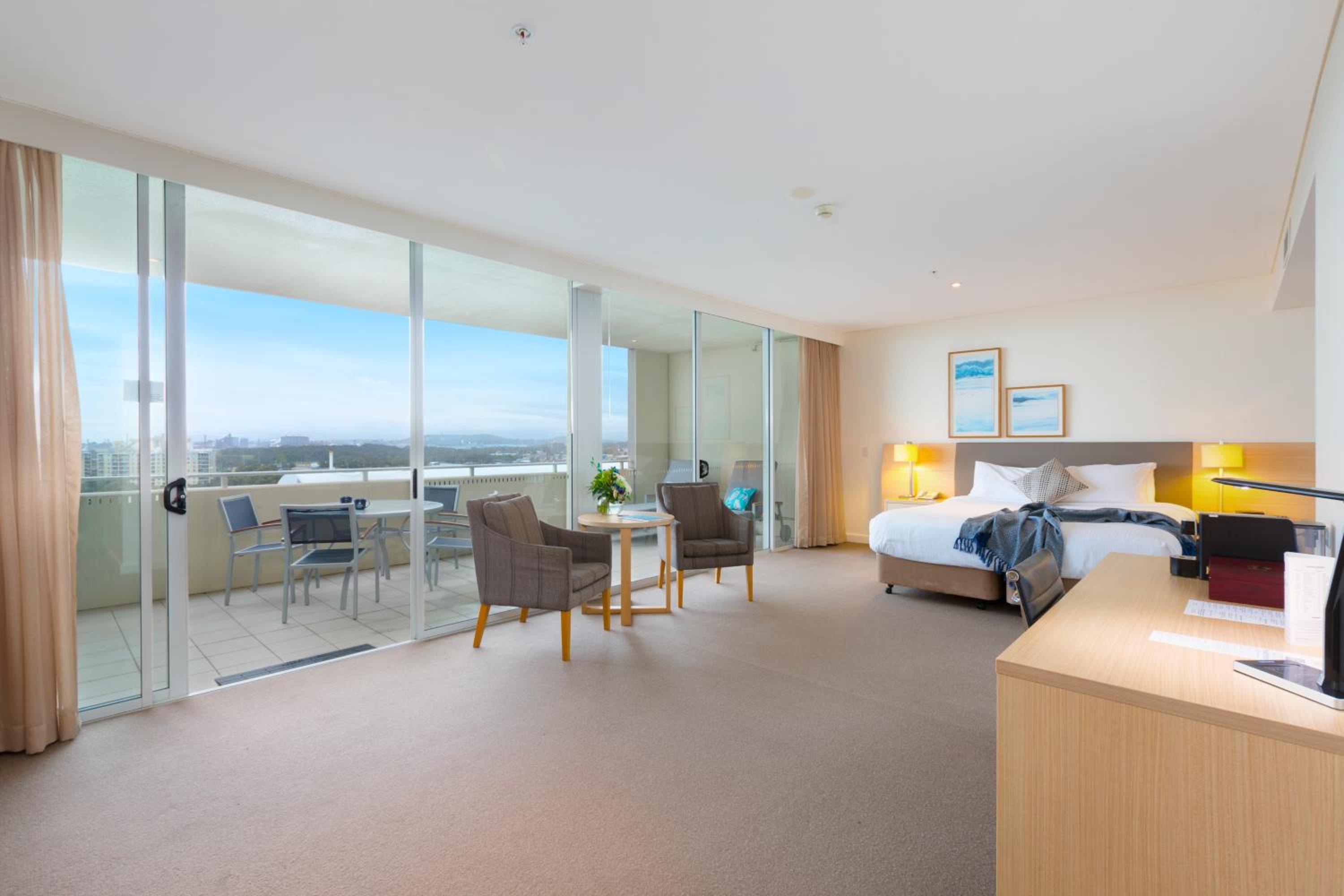 Sage Suite - Photo 4