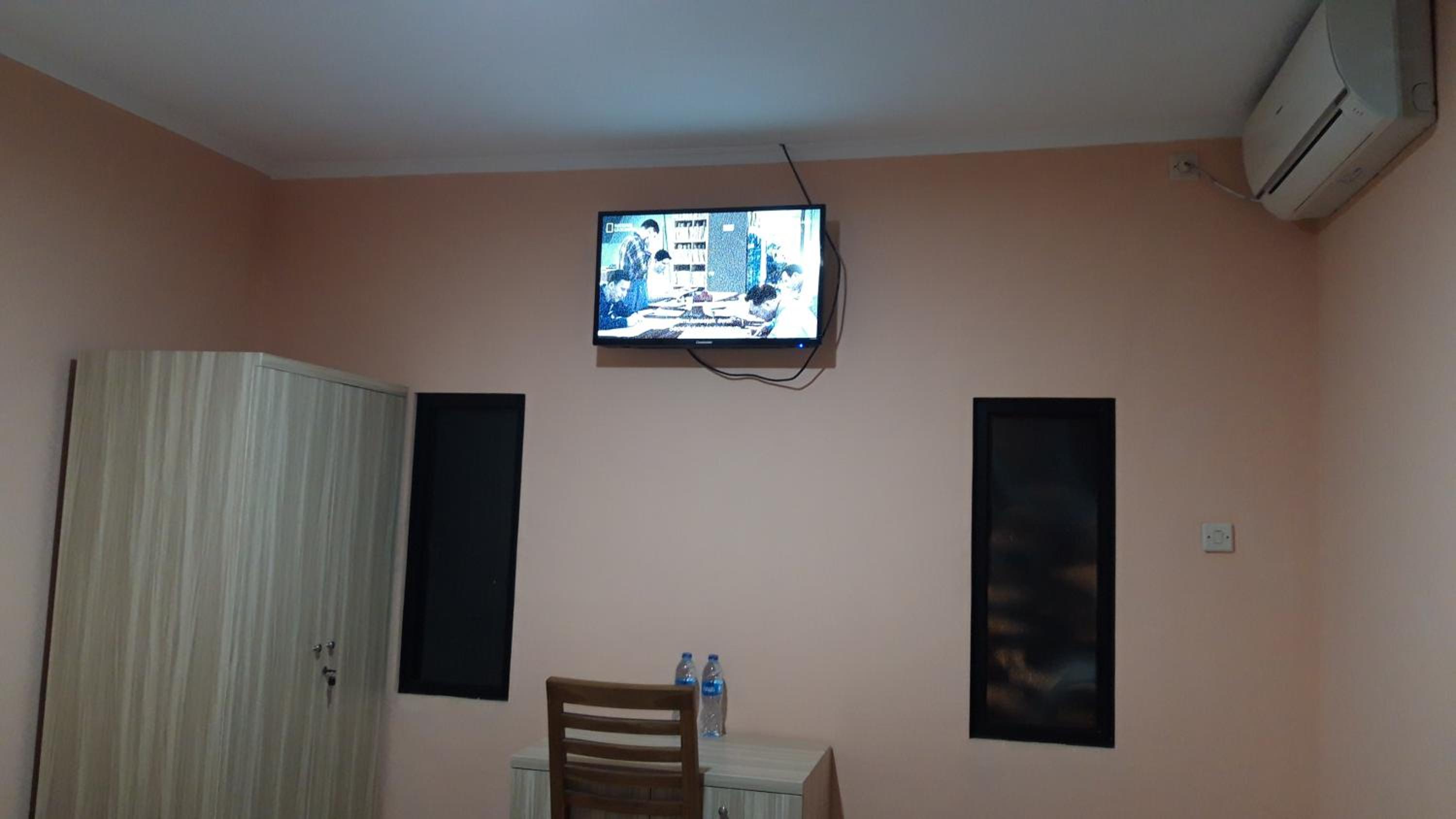 Standard Double Room - Photo 7