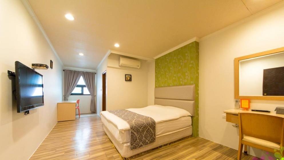 Standard Double Room photo 2