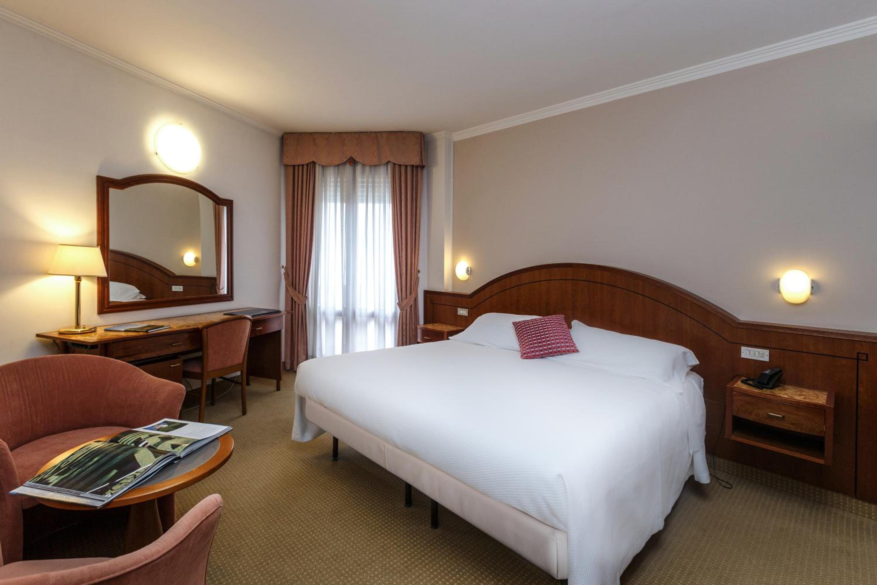 Comfort Double or Twin Room - Photo 1