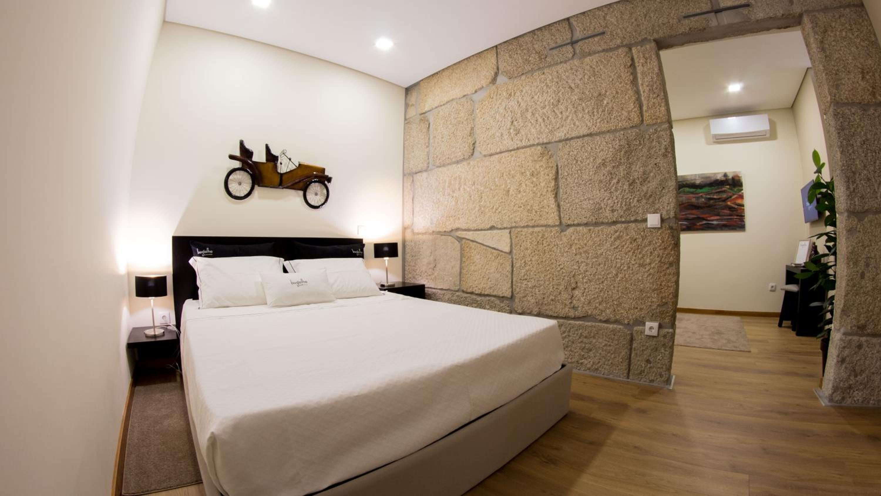 Apartment - Photo 4