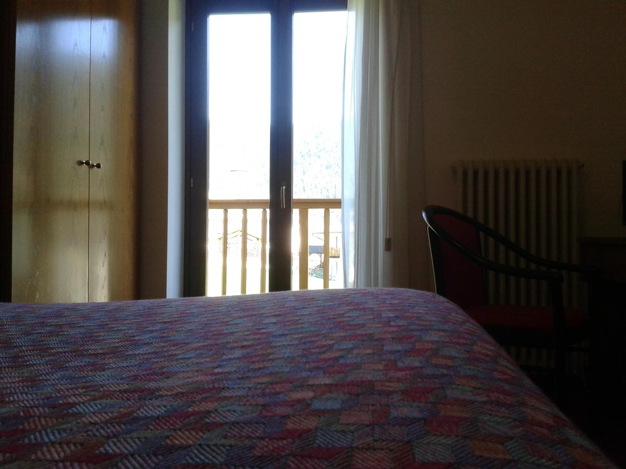 Double or Twin Room photo 3