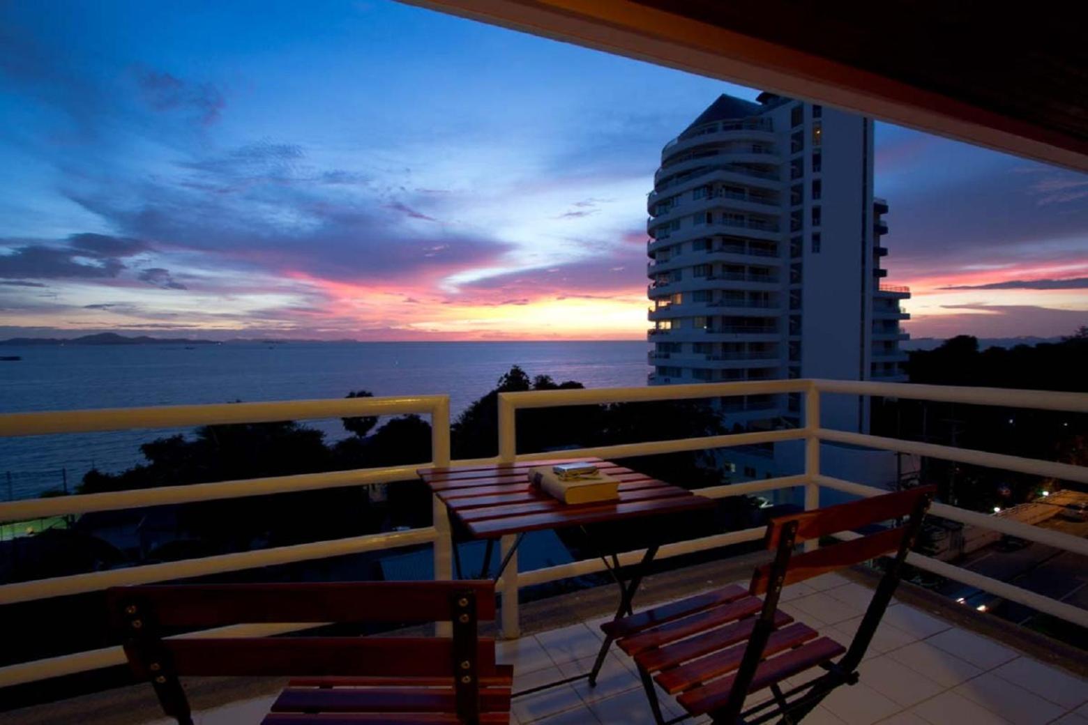 Suite with Sea View - Photo 19
